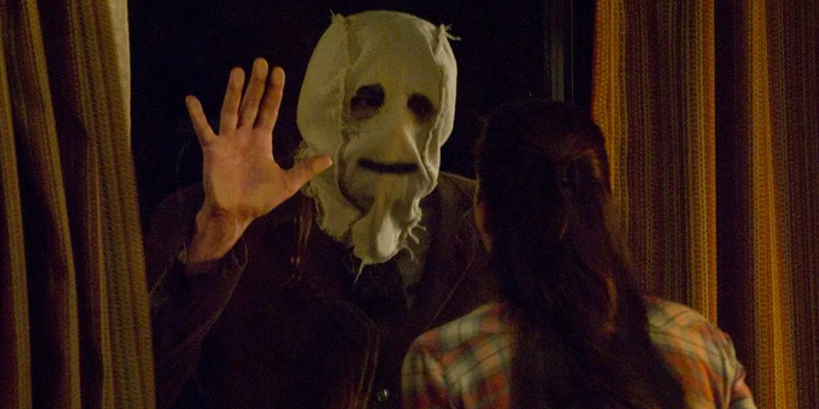 1600x800 The Strangers: Chapter 1 Date, Dual Screen