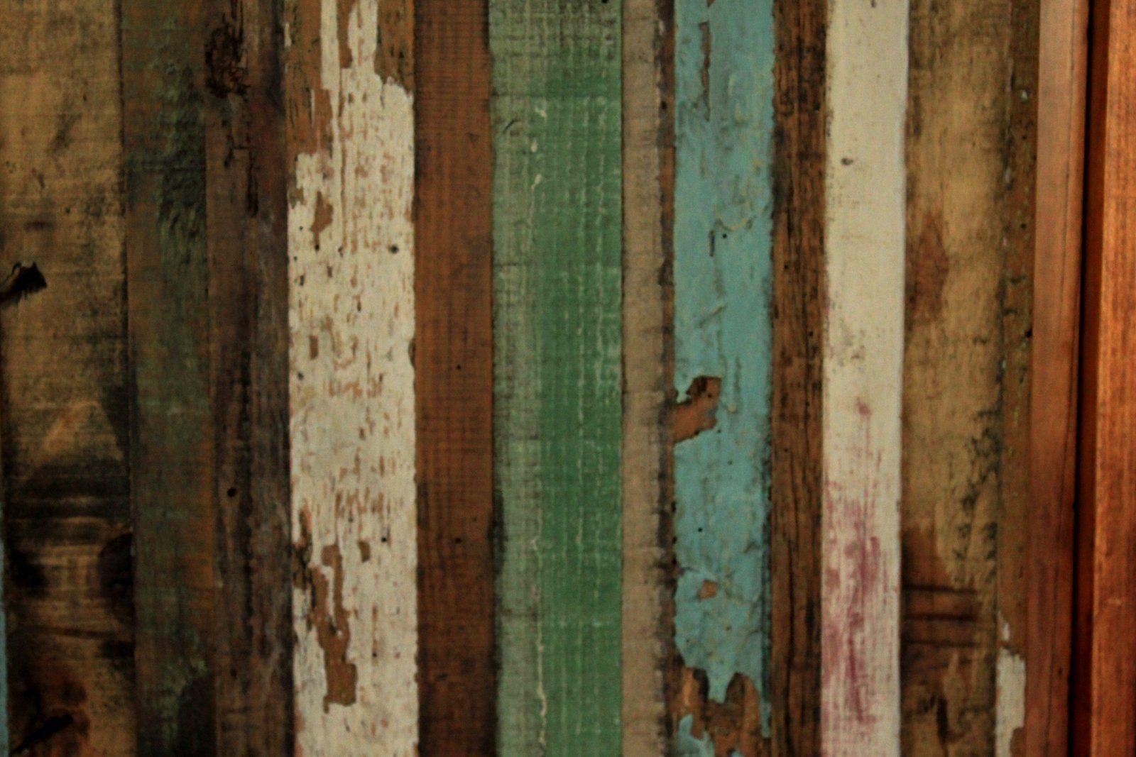 1600x1070 Rustic Barn Wood Wallpaper, Desktop