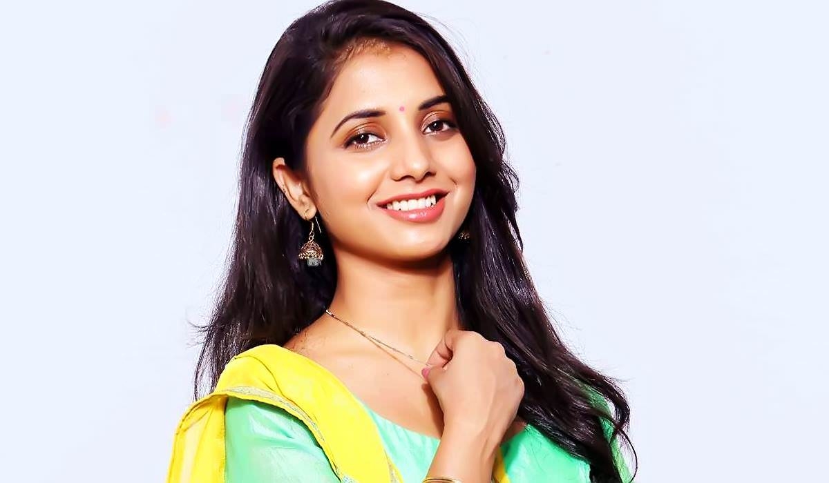 1200x700 Sayali Sanjeev Marathi Actress Biodata Photo Wiki Gauri, Desktop