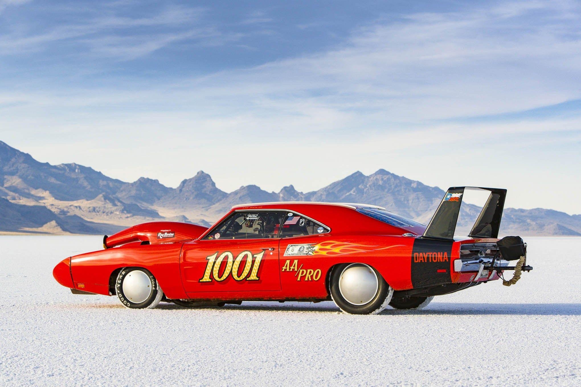 2040x1360 Picture for Desktop: 1969 dodge charger daytona image, 348 kB, Desktop