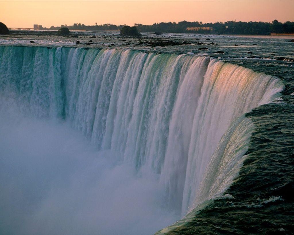 1030x820 Best Wallpaper Size: Victoria Falls Zimbabwe's Pool, Desktop