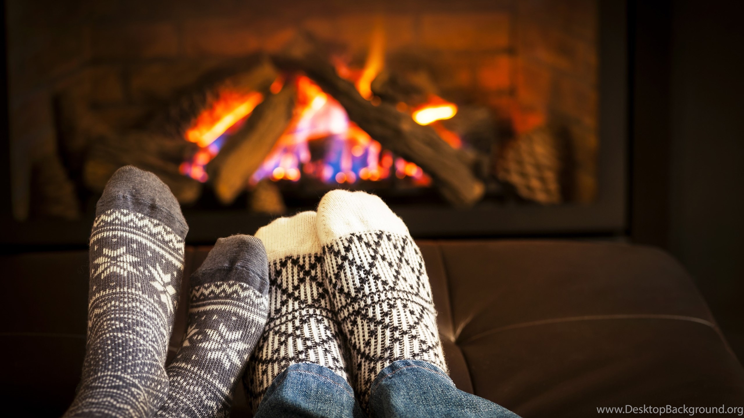 2560x1440 Cozy Winter Fireplace Knitted Socks Desktop Wallpaper Desktop Background, Desktop