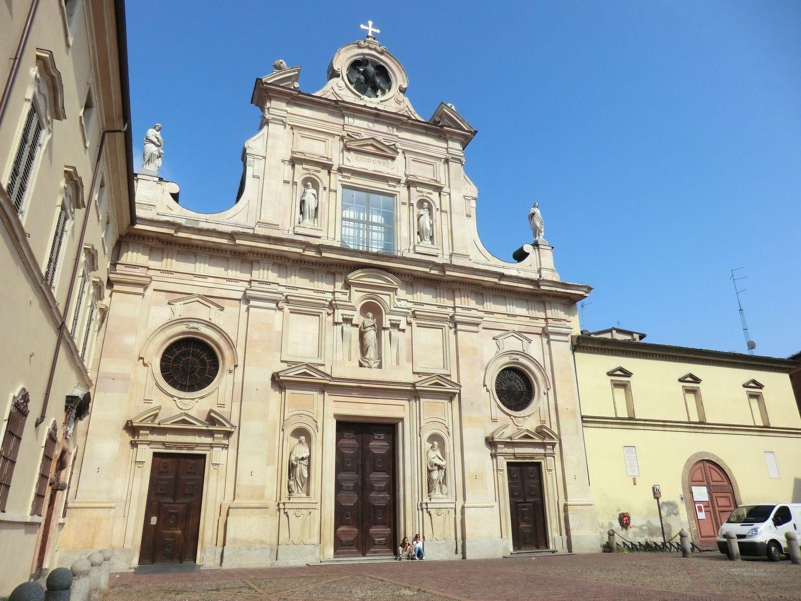 1600x1200 Church of San Giovanni in Parma, Italy wallpaper and image, Desktop