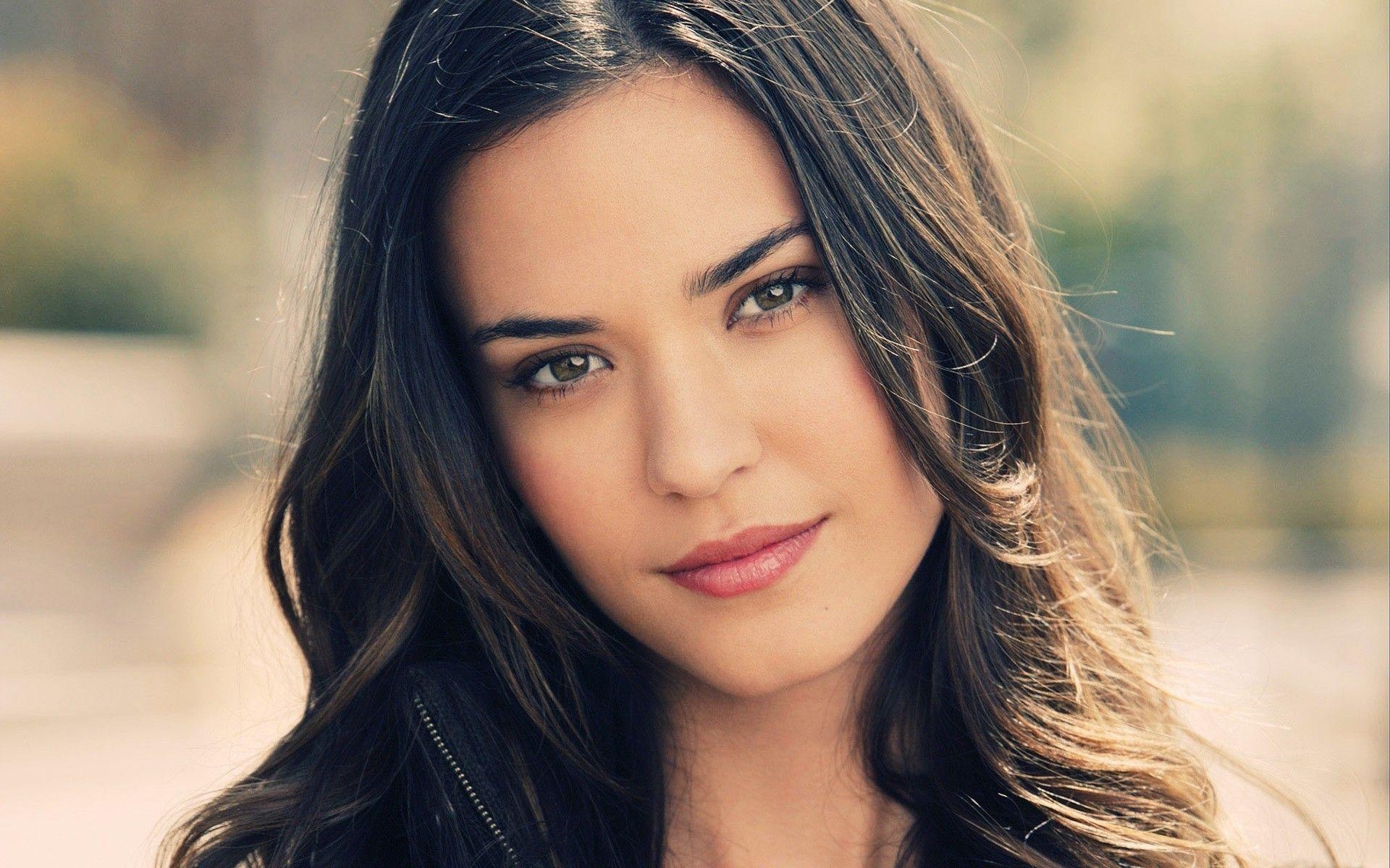 1920x1200 Odette annable, Desktop