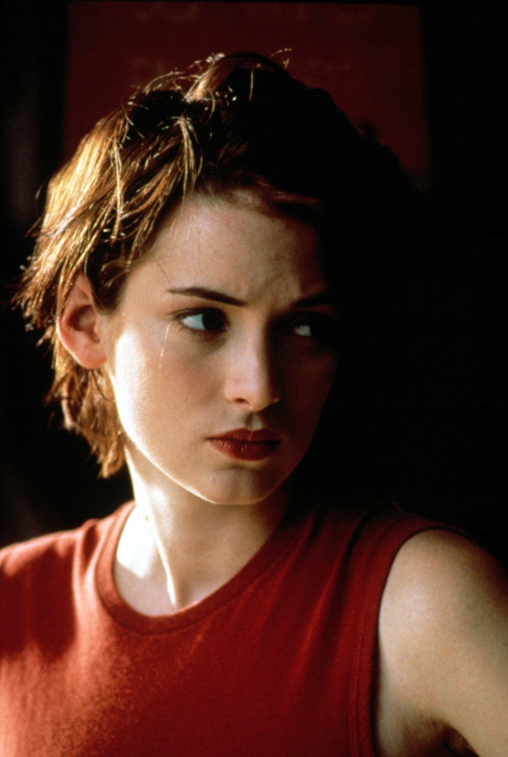 1630x2420 Winona Ryder HD Desktop Wallpaperwallpaper.net, Phone