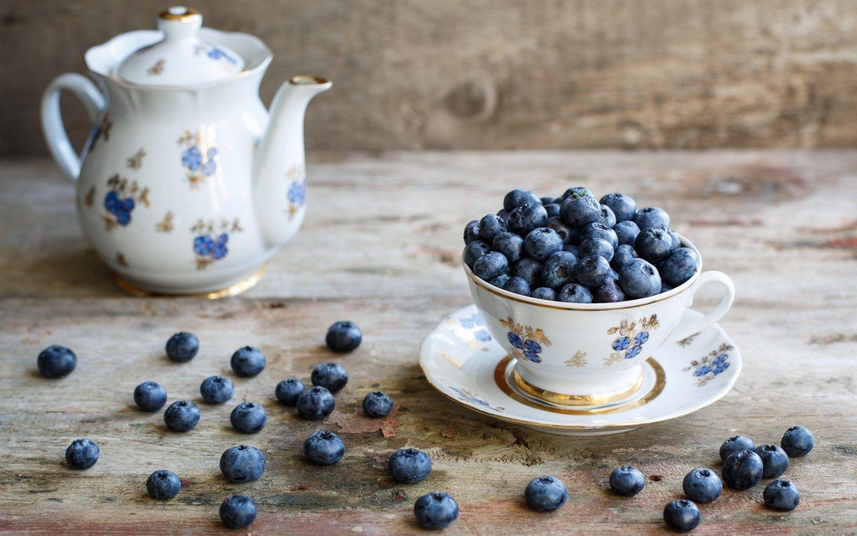 1680x1050 Teapot Noggin Berries Blueberries HD Wallpaper, Desktop