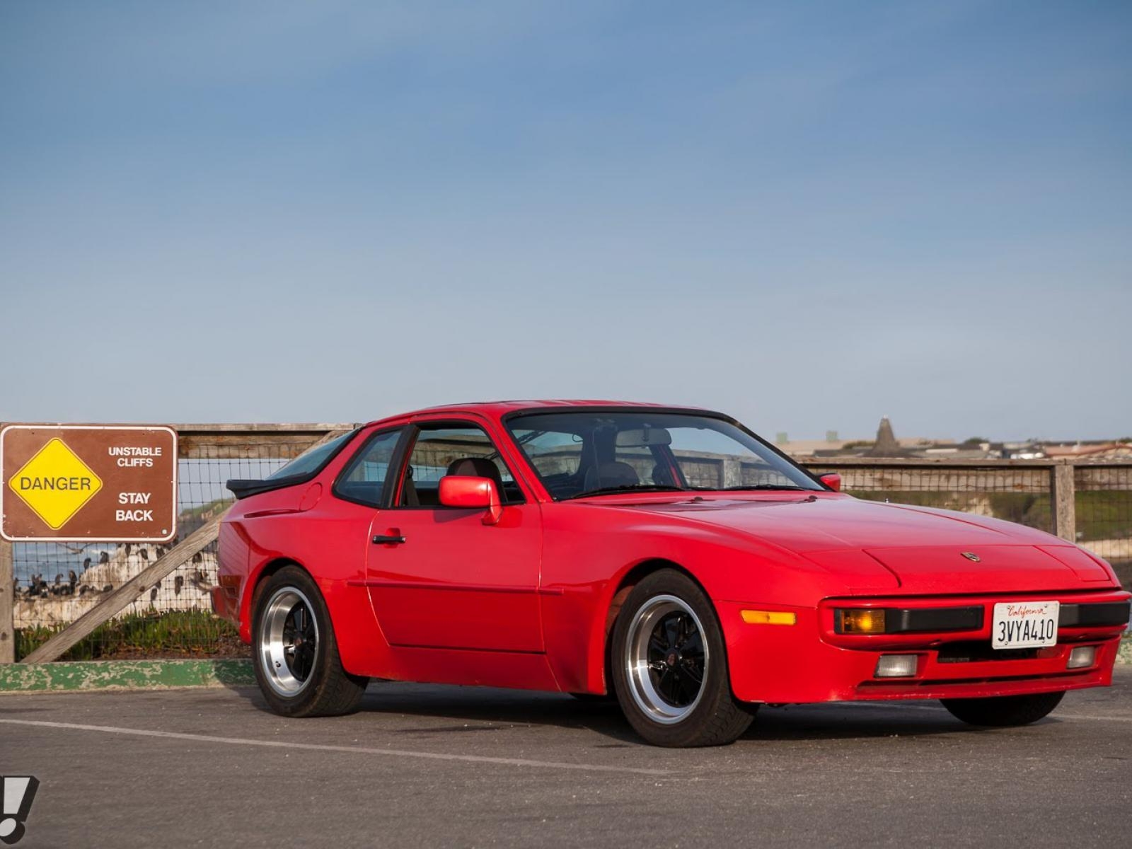 1600x1200 Porsche 944, Desktop