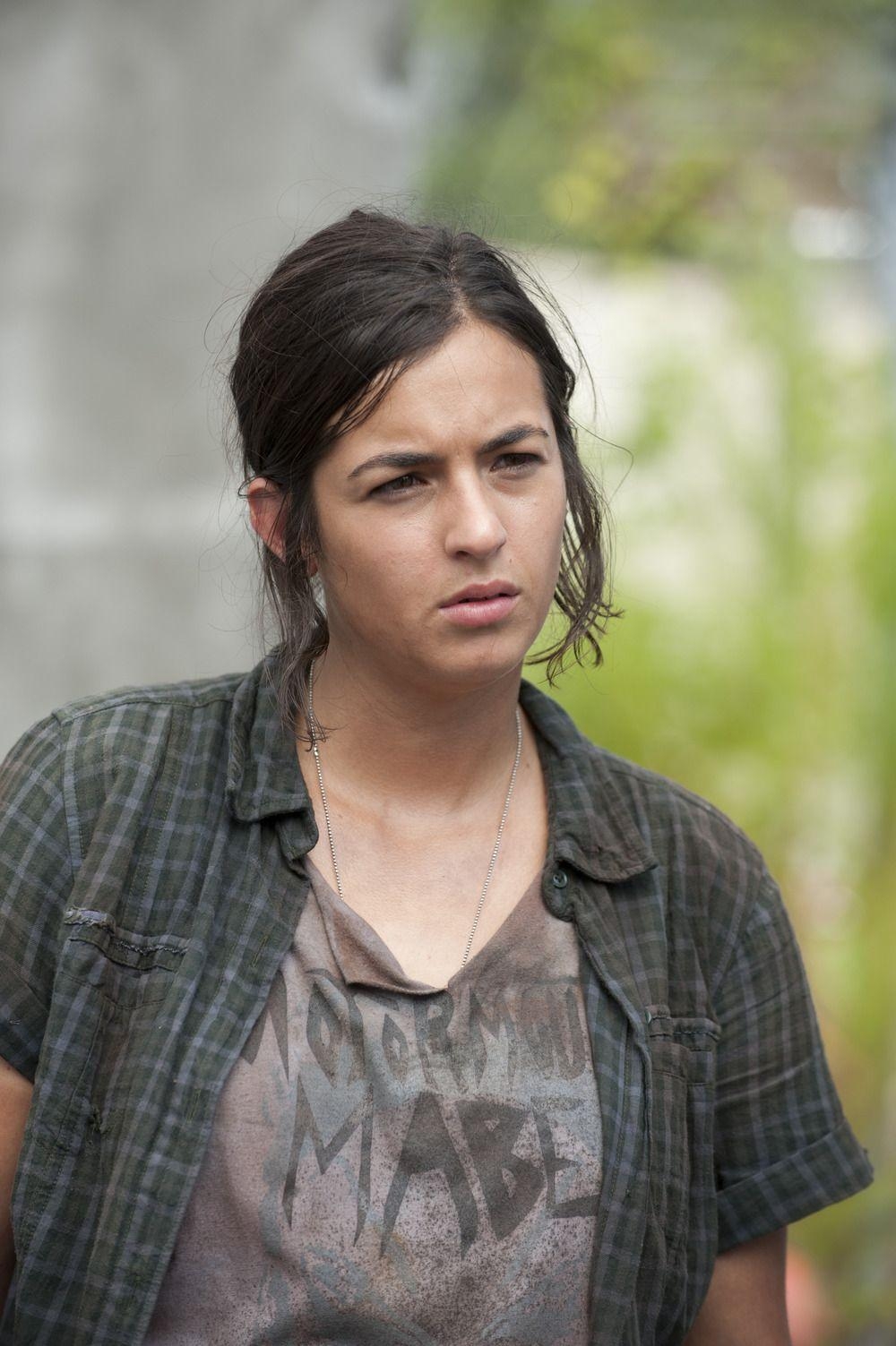 1000x1510 The Walking Dead Season 4: Will Tara Chambler Fit in With Team, Phone