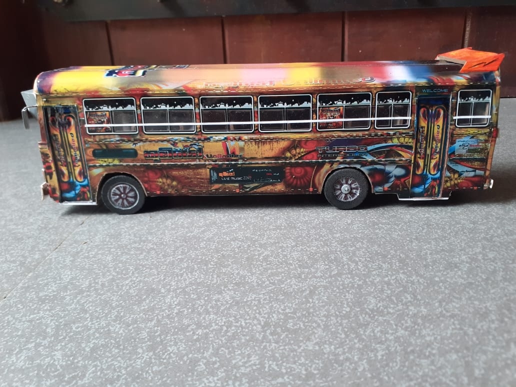 1040x780 Hand made New Leyland Koombiyo Bus, Desktop