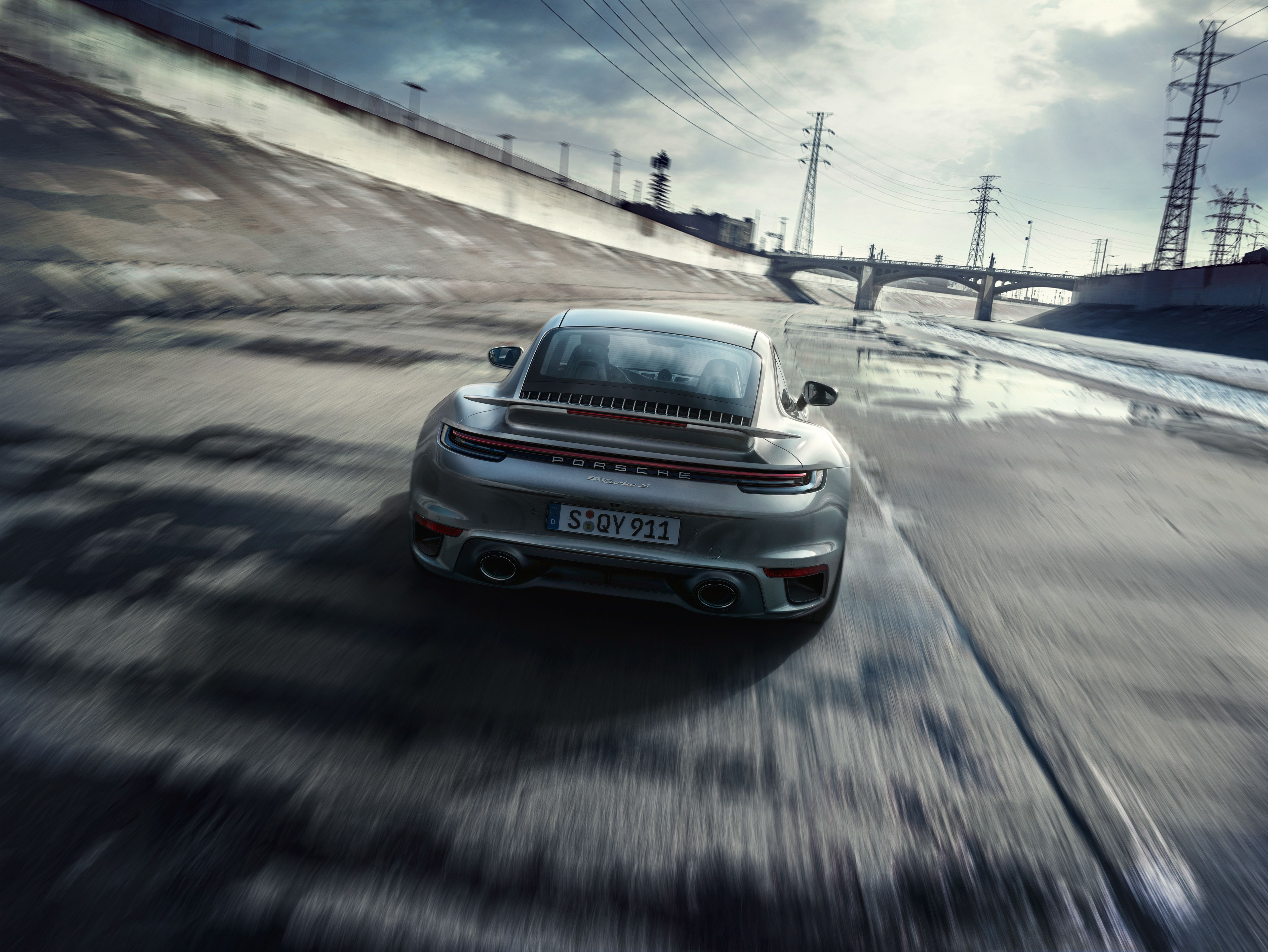 5040x3790 Porsche 911 Turbo S Gets Lightweight, Sport Packages, Desktop