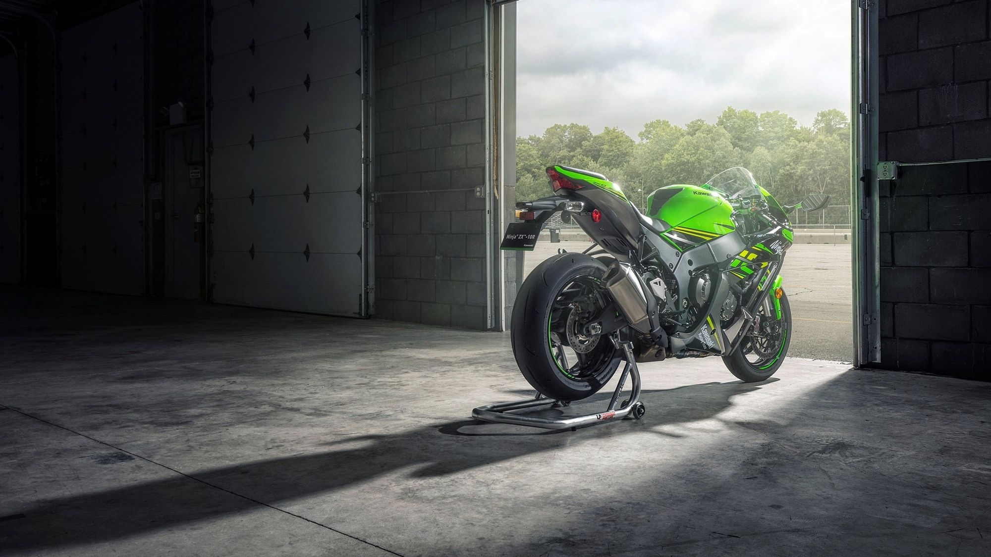 2000x1130 India Assembled Kawasaki Ninja ZX 10R HD Wallpaper. IAMABIKER, Desktop