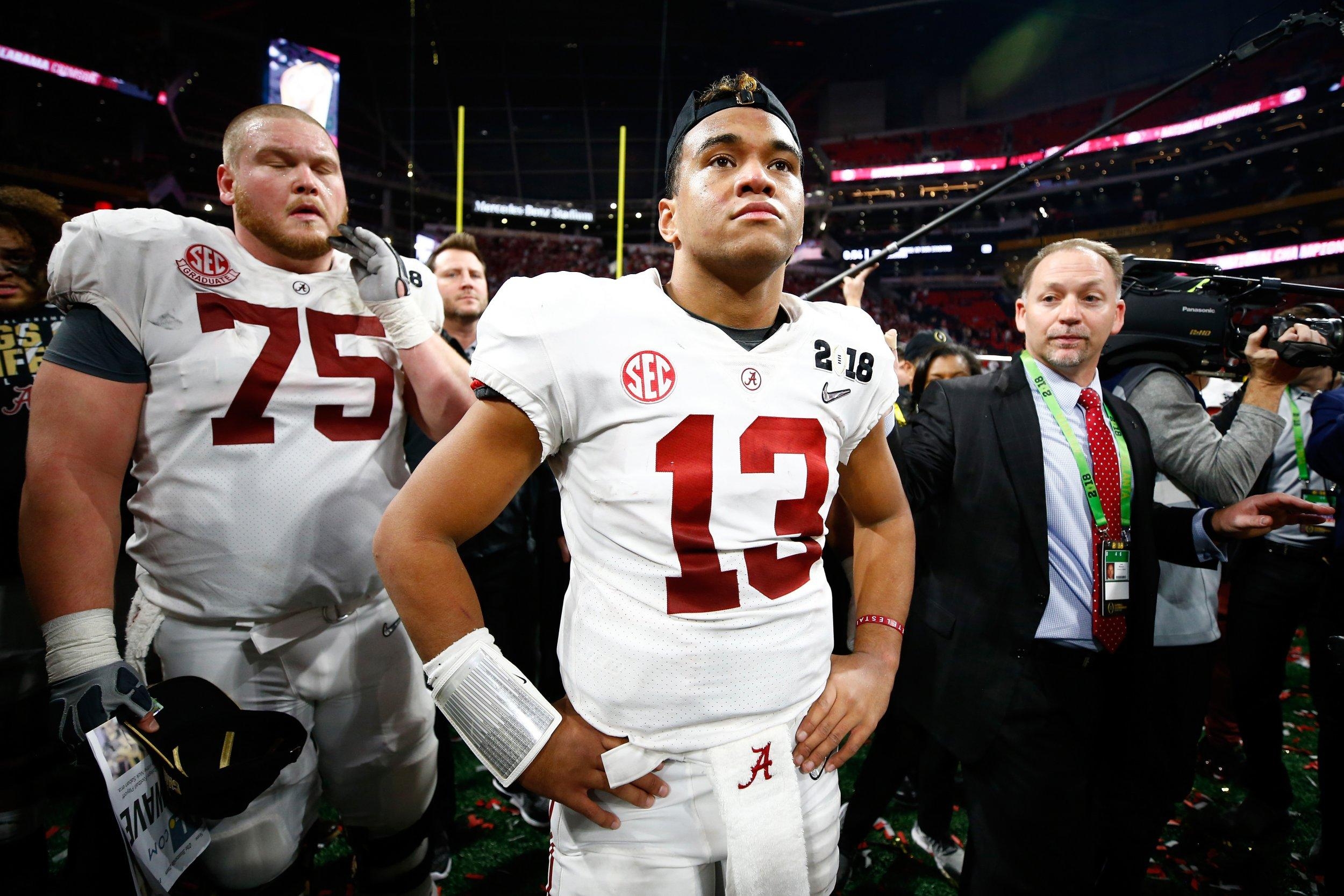 2500x1670 Tua Tagovailoa vs. Jalen Hurts: Forget Controversy, Two QB's, Desktop