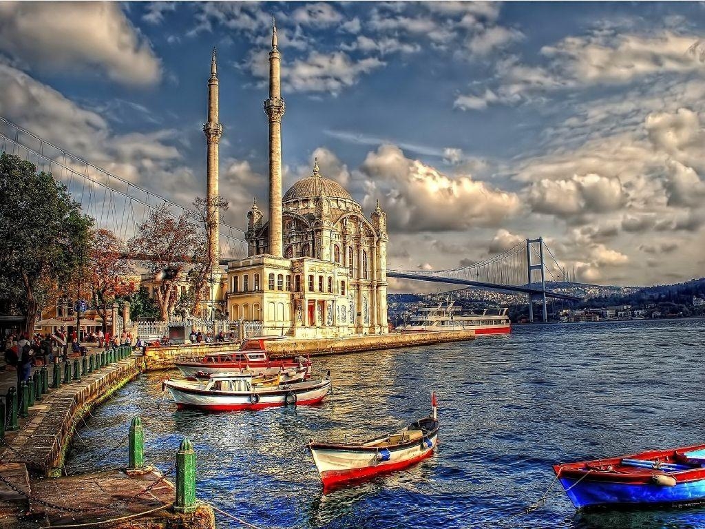 1030x770 Beaches: Turkey Sea Mosque Boat Ortakoy Istanbul 8k Beach Wallpaper, Desktop