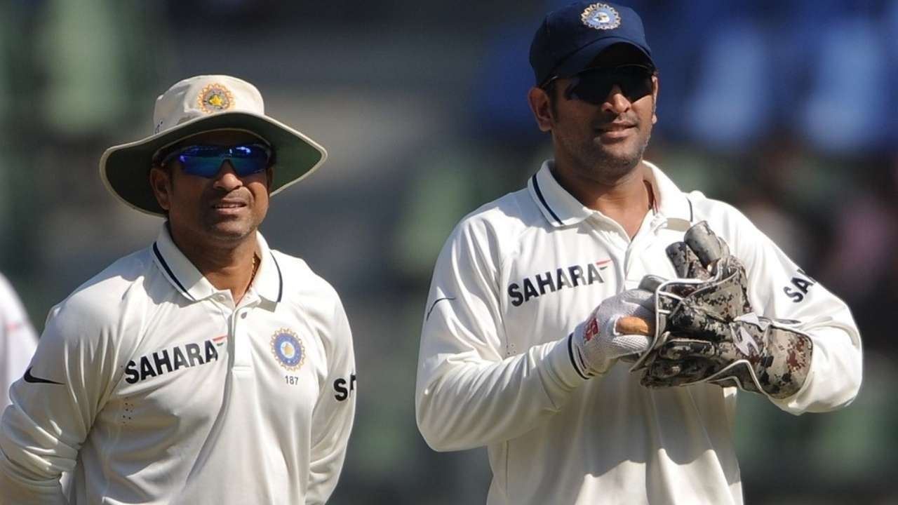 1280x720 Who is the greatest matchwinner of all: Dhoni and Sachin fans clash after master blaster slams MSD's slow batting, Desktop