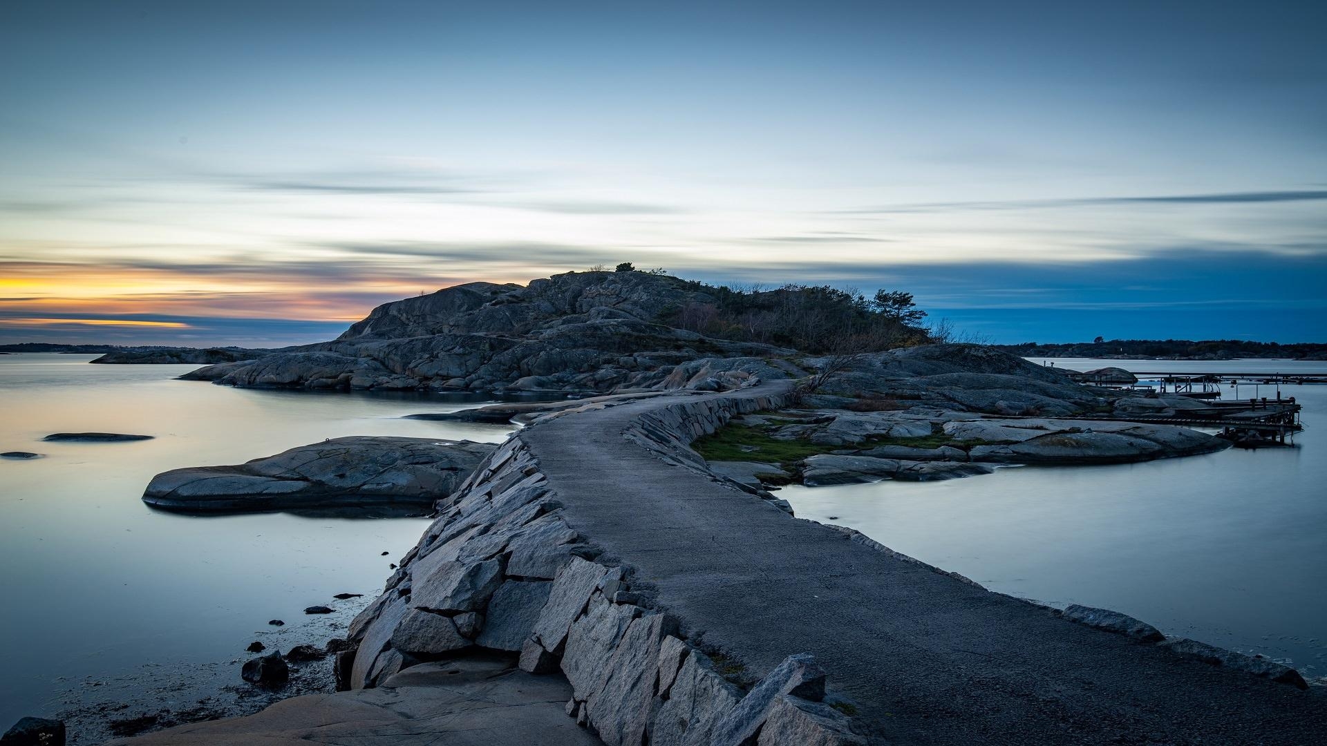 1920x1080 Hängesten at the coast outside of Gothenburg, Sweden1920×1080, Desktop
