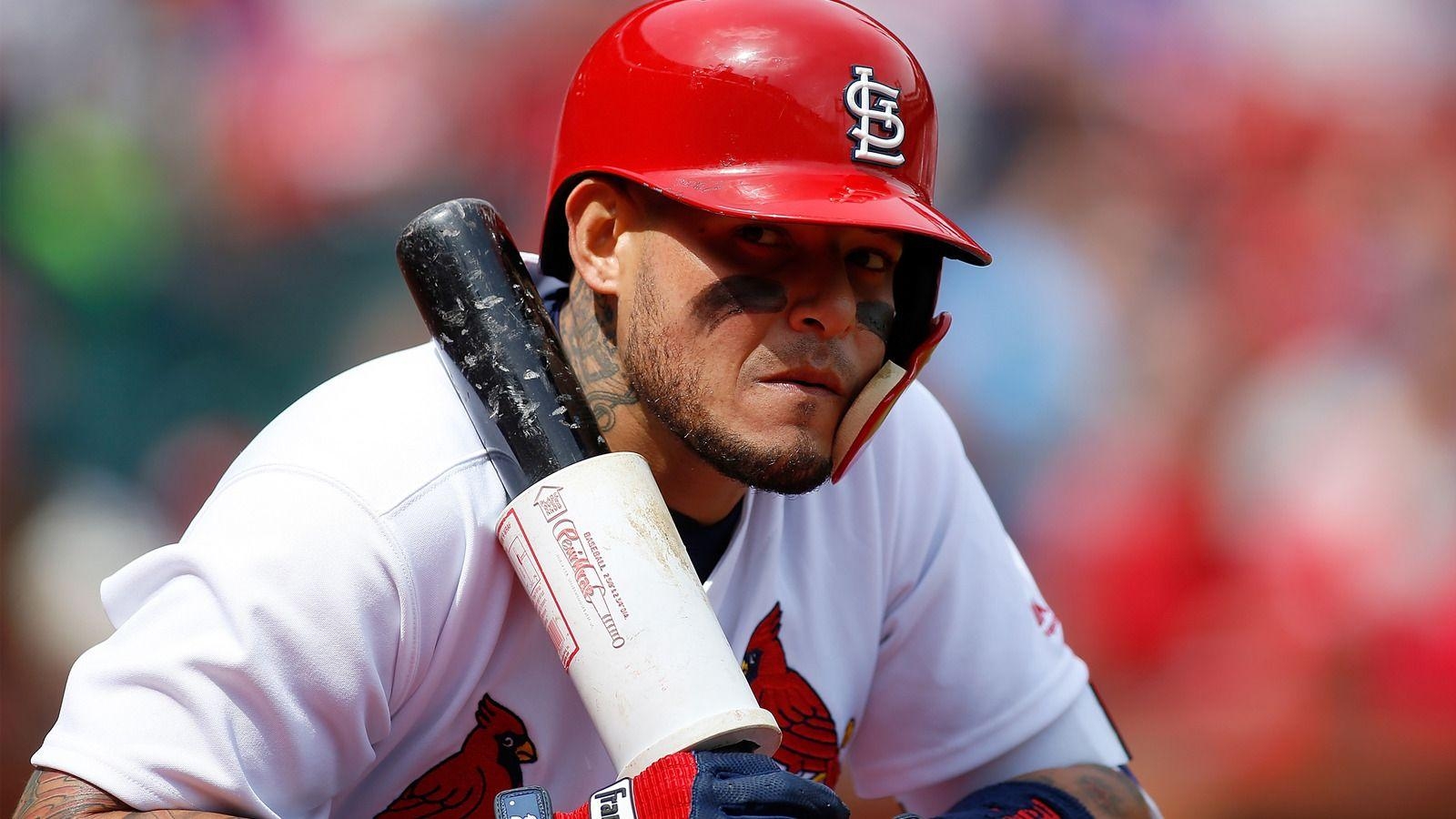 1600x900 Yadier Molina takes offense to pine tar questions, Desktop