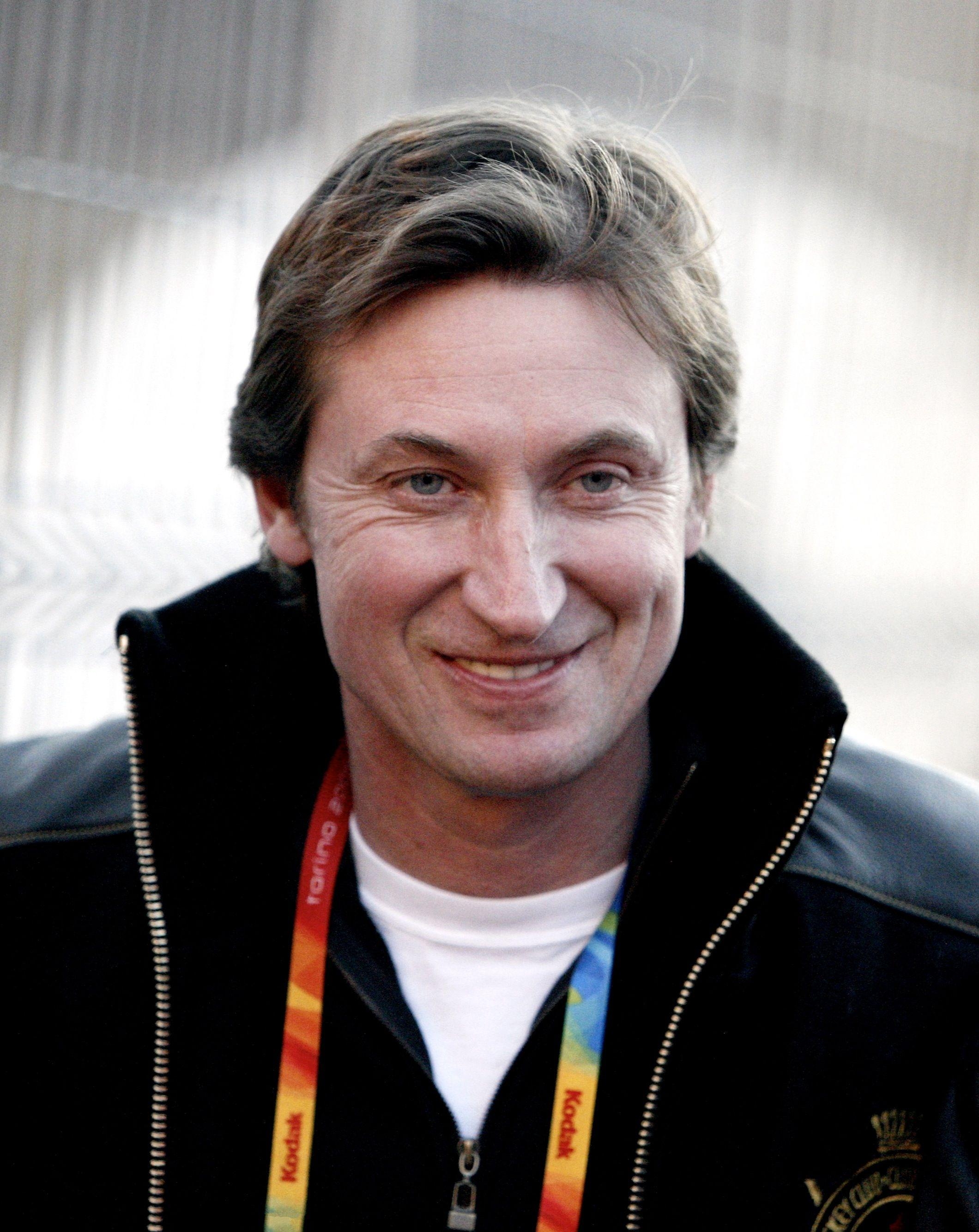 2120x2670 Wayne Gretzky Records and Achievements, Phone