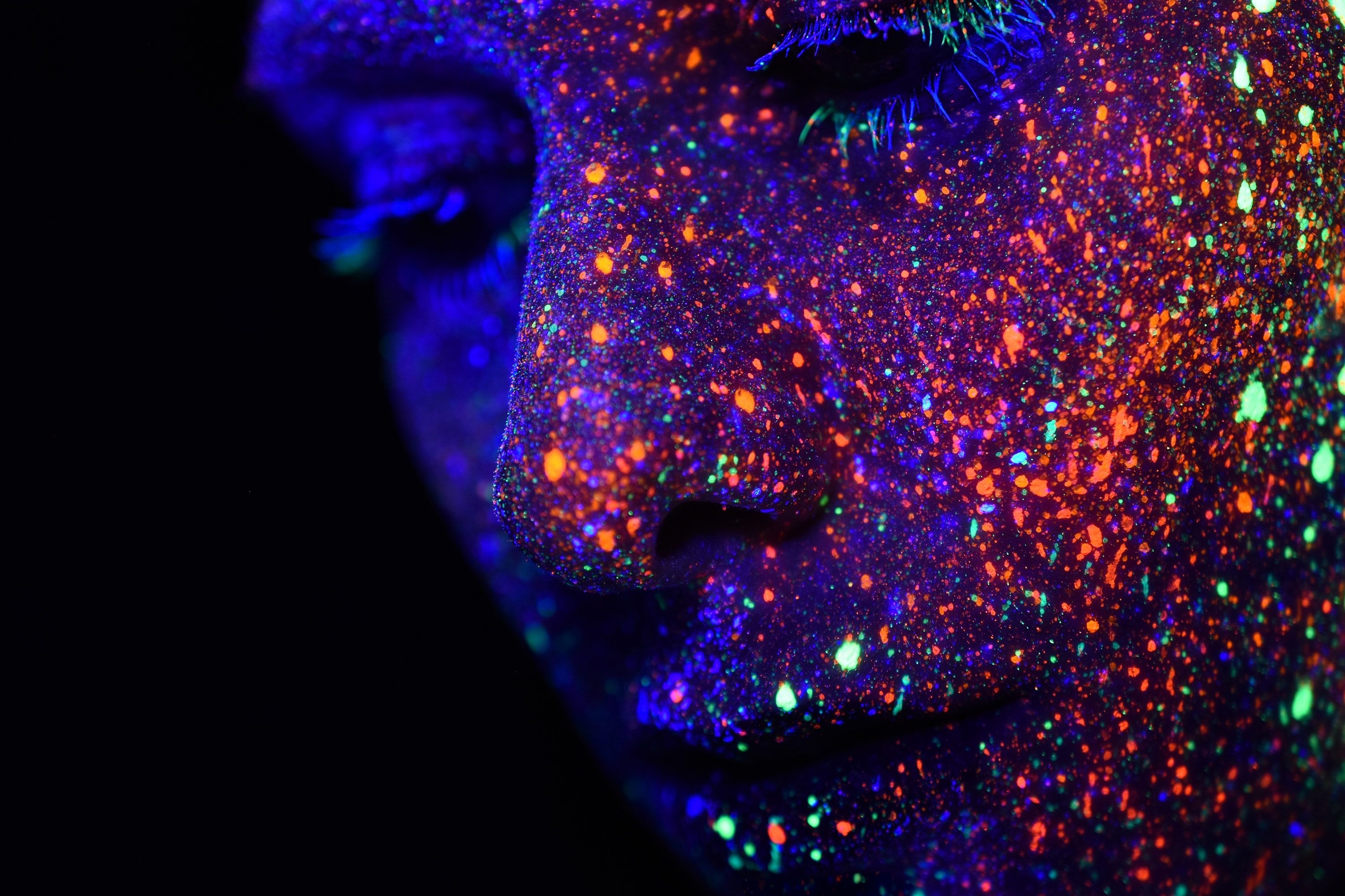 3000x2000 wallpaper. close up photography of person with uv reactive paint on face, Desktop