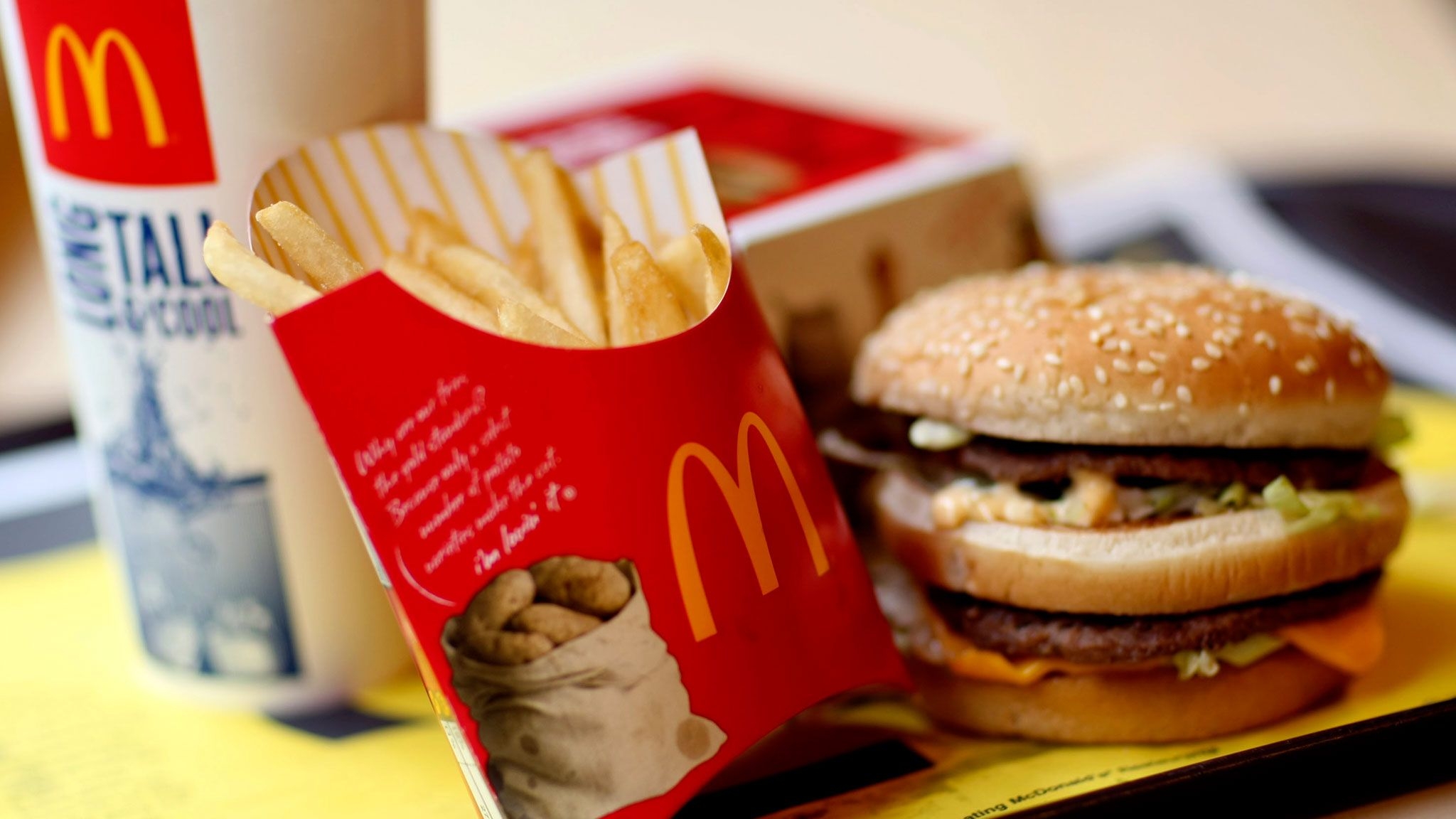 2050x1160 McDonald's to bring Big Mac to Vietnam, Desktop