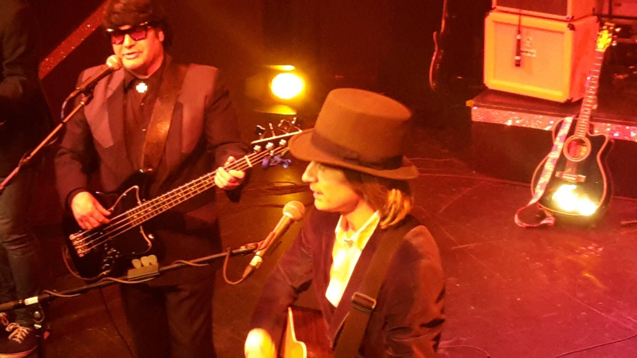2050x1160 Home Orbison and The Traveling Wilburys Tribute, Desktop