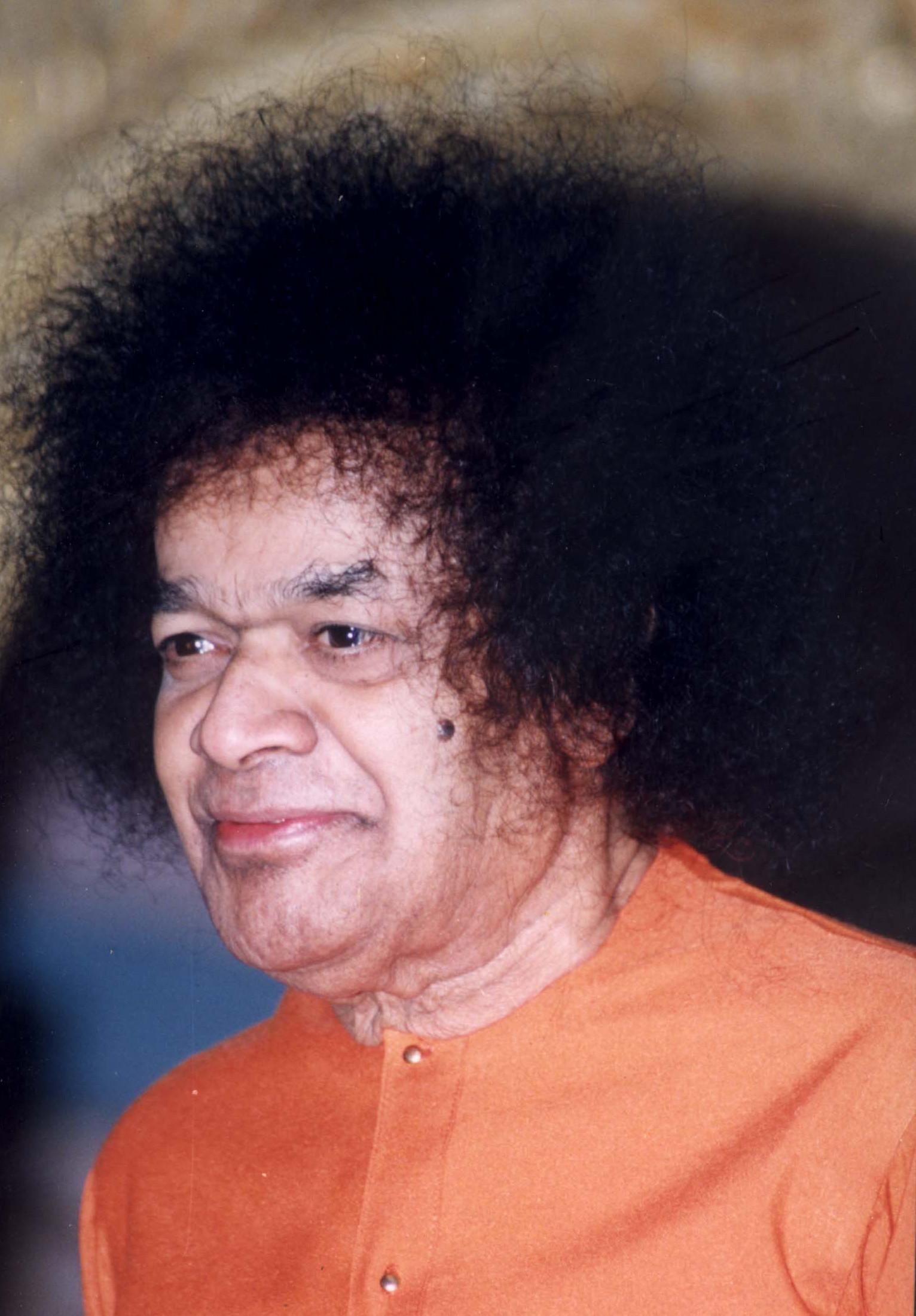 1540x2210 Bhagawan Sri Sathya Sai Baba. Sri Sathya Sai Institute of Higher Medical Sciences, Whitefield, Phone