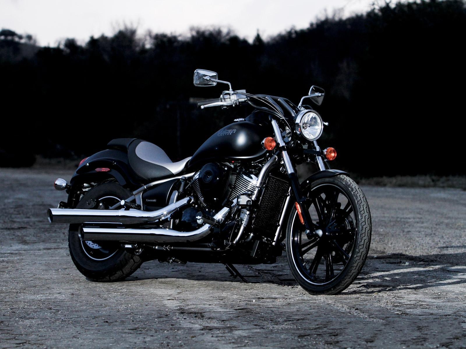 1600x1200 Black Bike Picture HD, Desktop