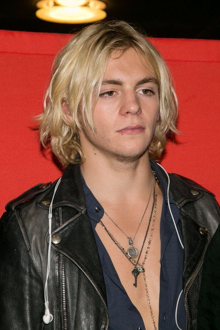 740x1110 best R5 image. Ross lynch, Riker lynch, Phone