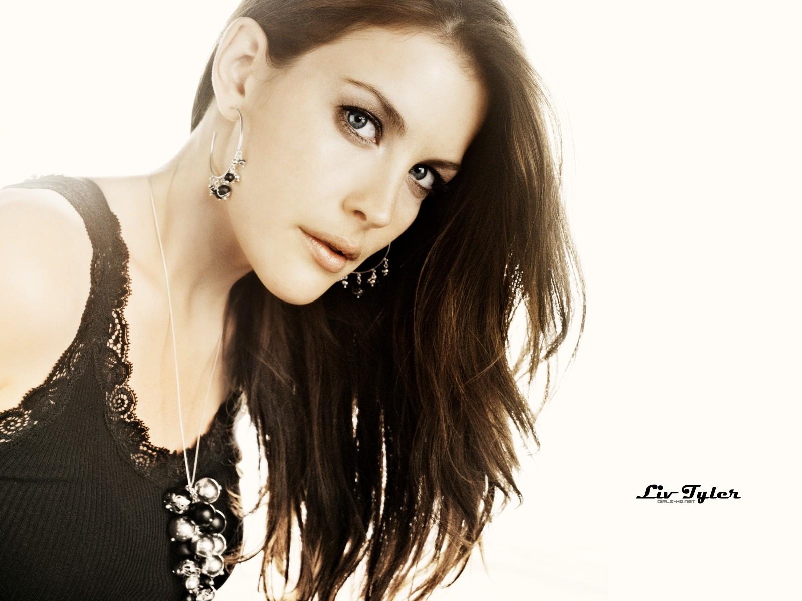 1600x1200 Liv Tyler Wallpaper 11 X 1200, Desktop