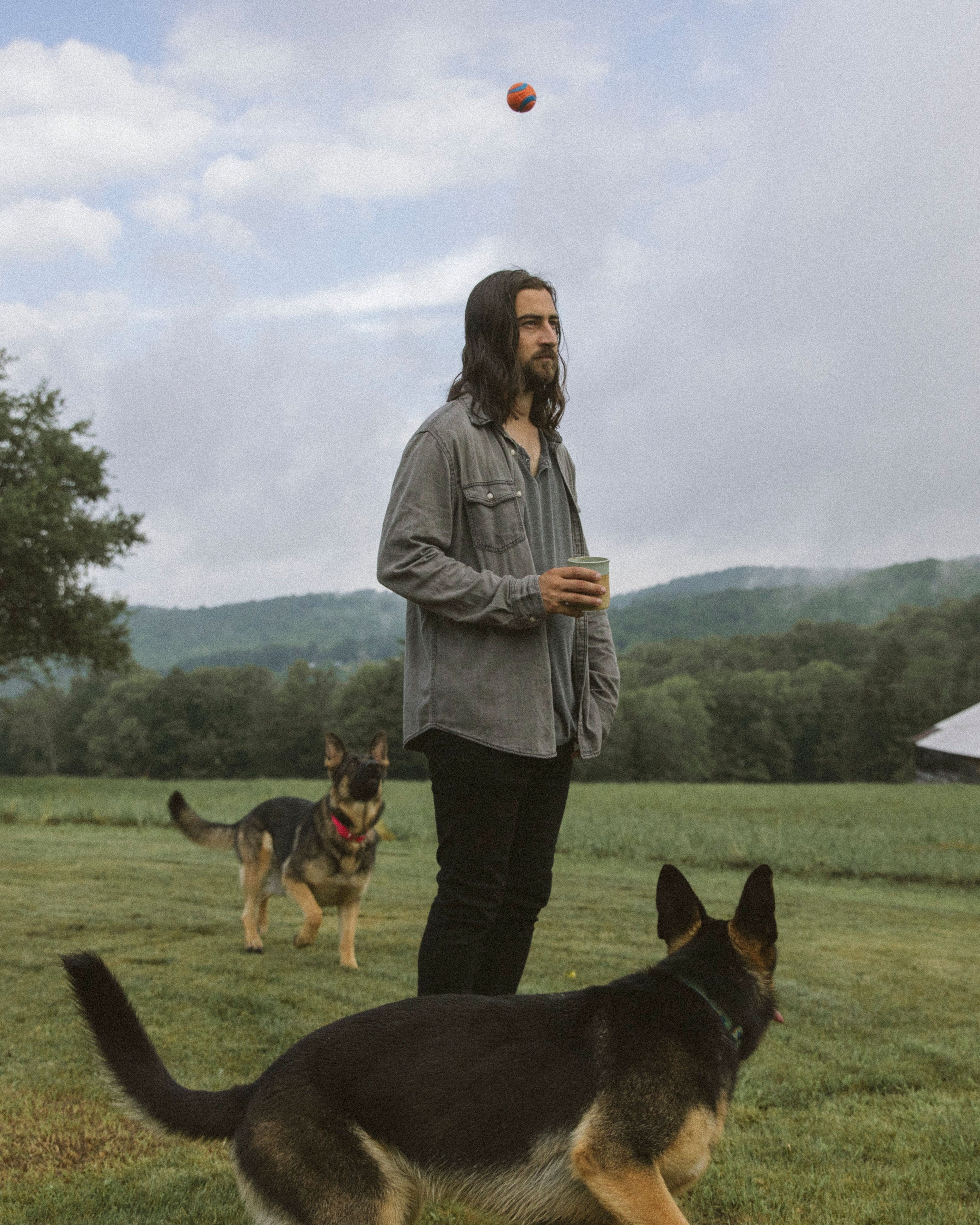 2880x3600 How Vermont influenced Noah Kahan's new album 'Stick Season', Phone