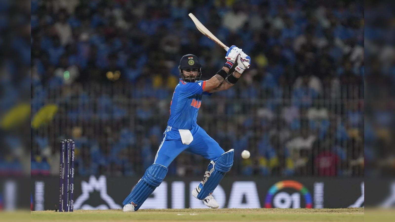 1600x900 World Cup 2023: Virat Kohli guides, Desktop