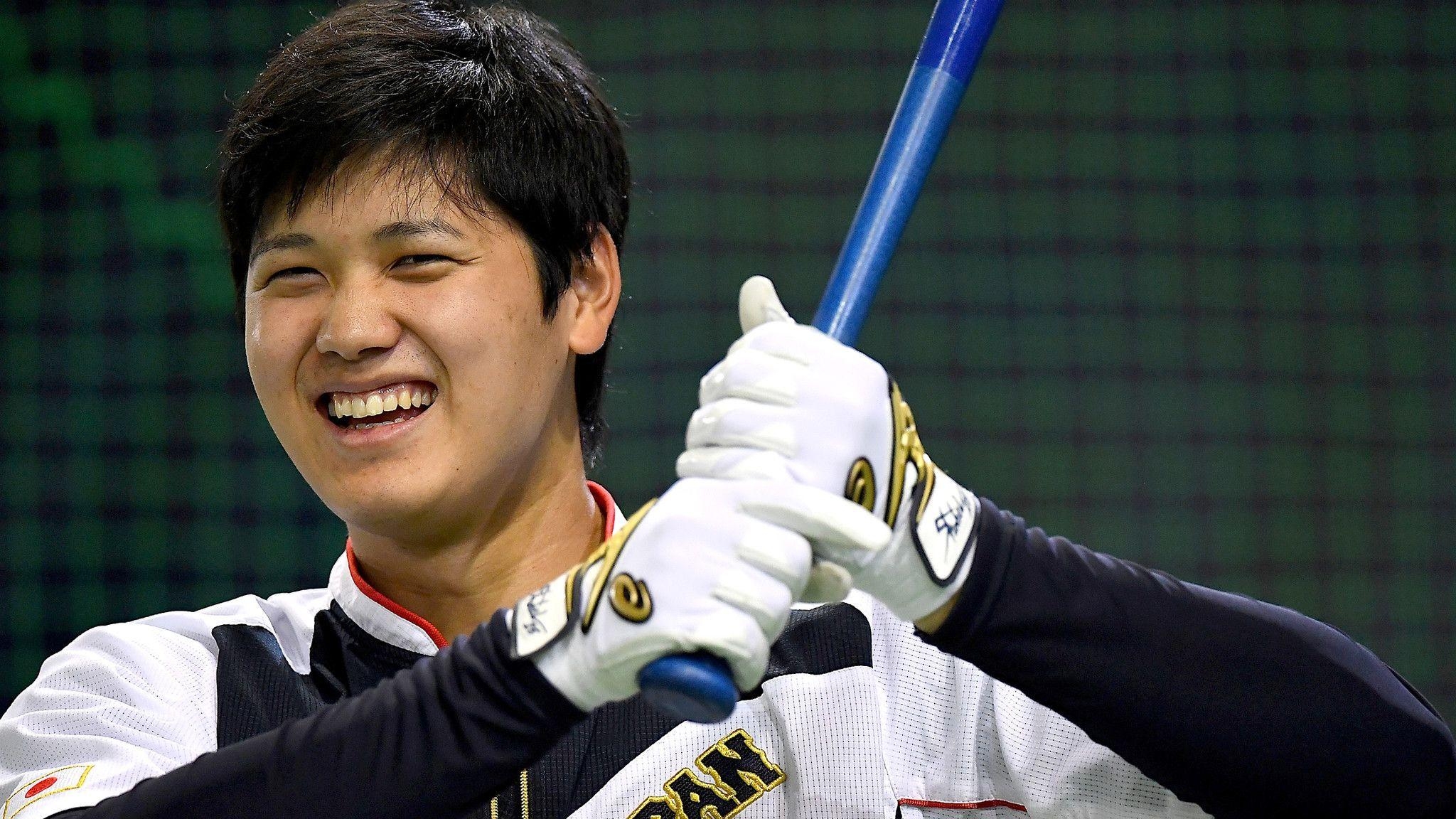 2050x1160 Japanese baseball star Shohei Ohtani could be double threat in big, Desktop