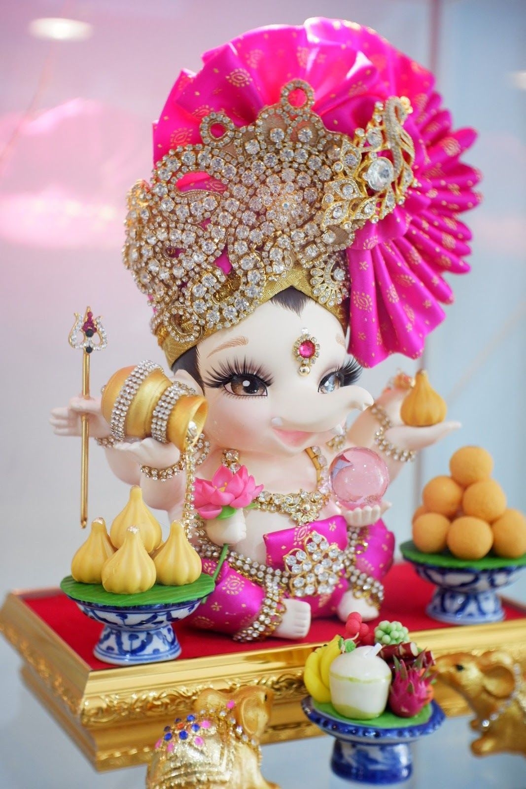 1070x1600 paintings: photo of cute ganesha to use for instagram and whatsapp story. Cute ganesha, Baby ganesha, Shri ganesh image, Phone