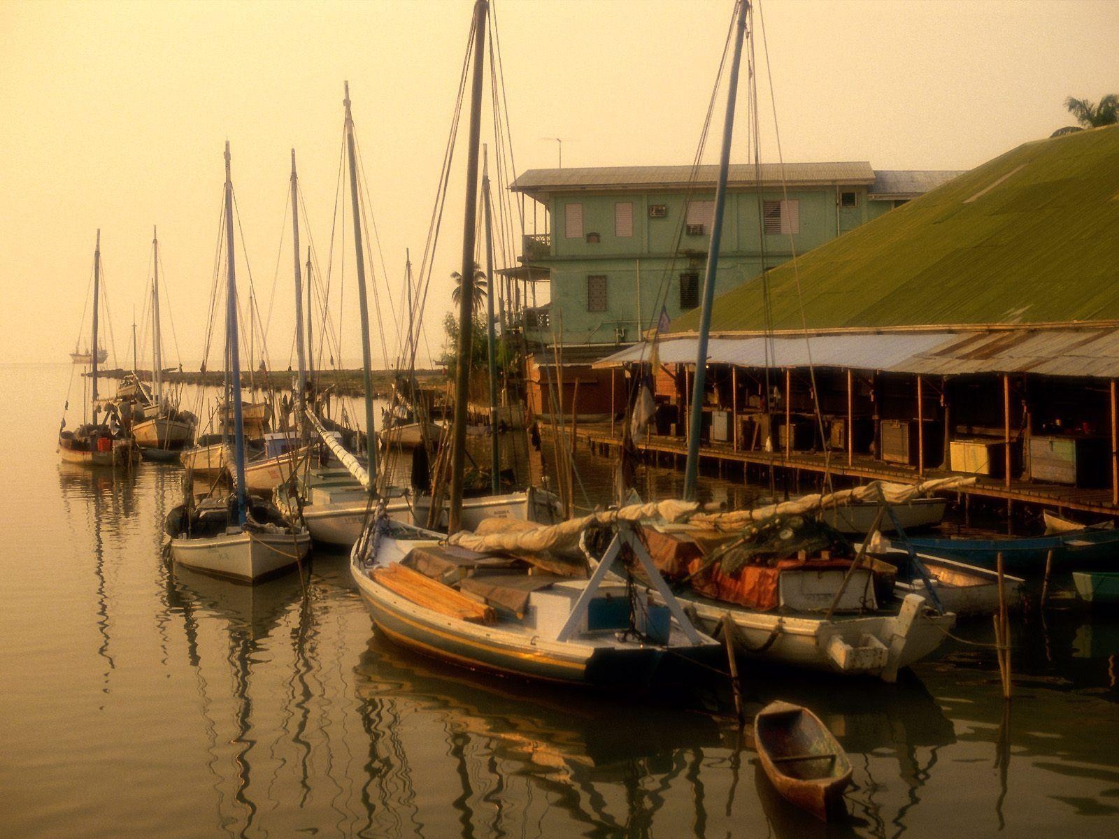 1600x1200 Misty Harbor Belize wallpaper. Misty Harbor Belize, Desktop