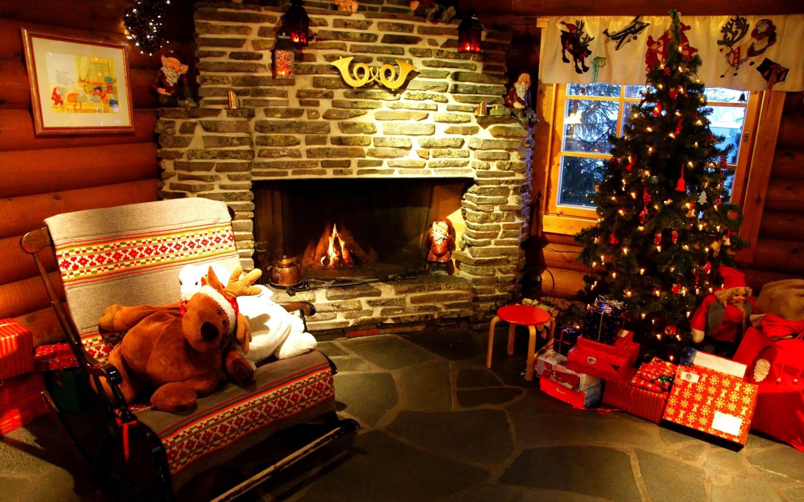 2560x1600 Christmas Fireplace Wallpaper, Desktop