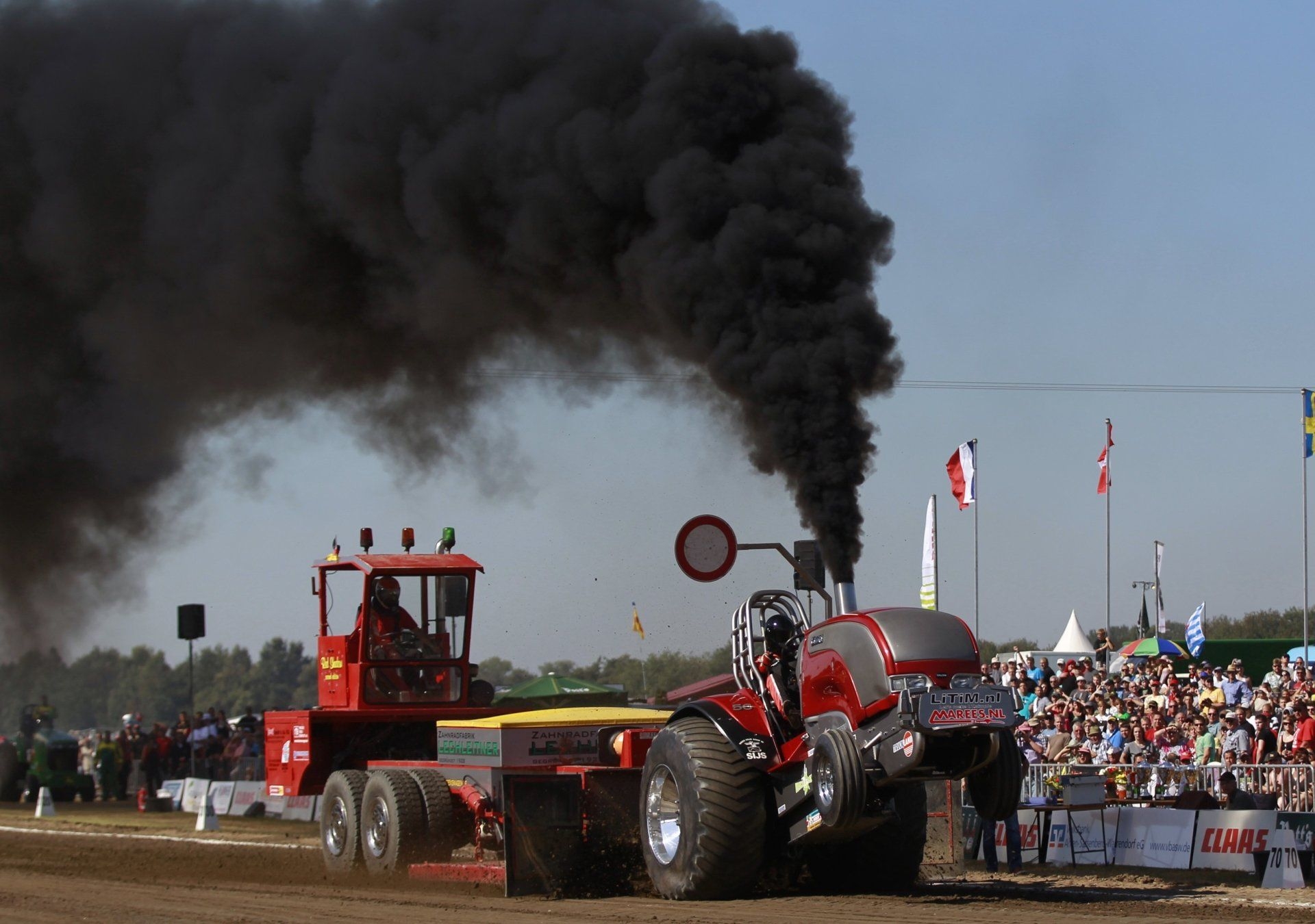 1920x1350 Pulling Tractor HD Wallpaper and Background Image, Desktop