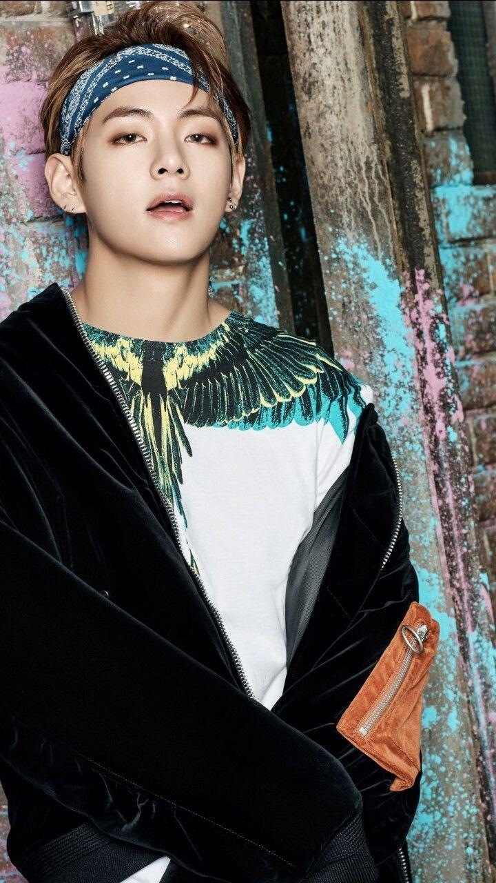 720x1280 V Lockscreen TaeTae Taehyung Wallpaper. BTS. BTS, Bts, Phone