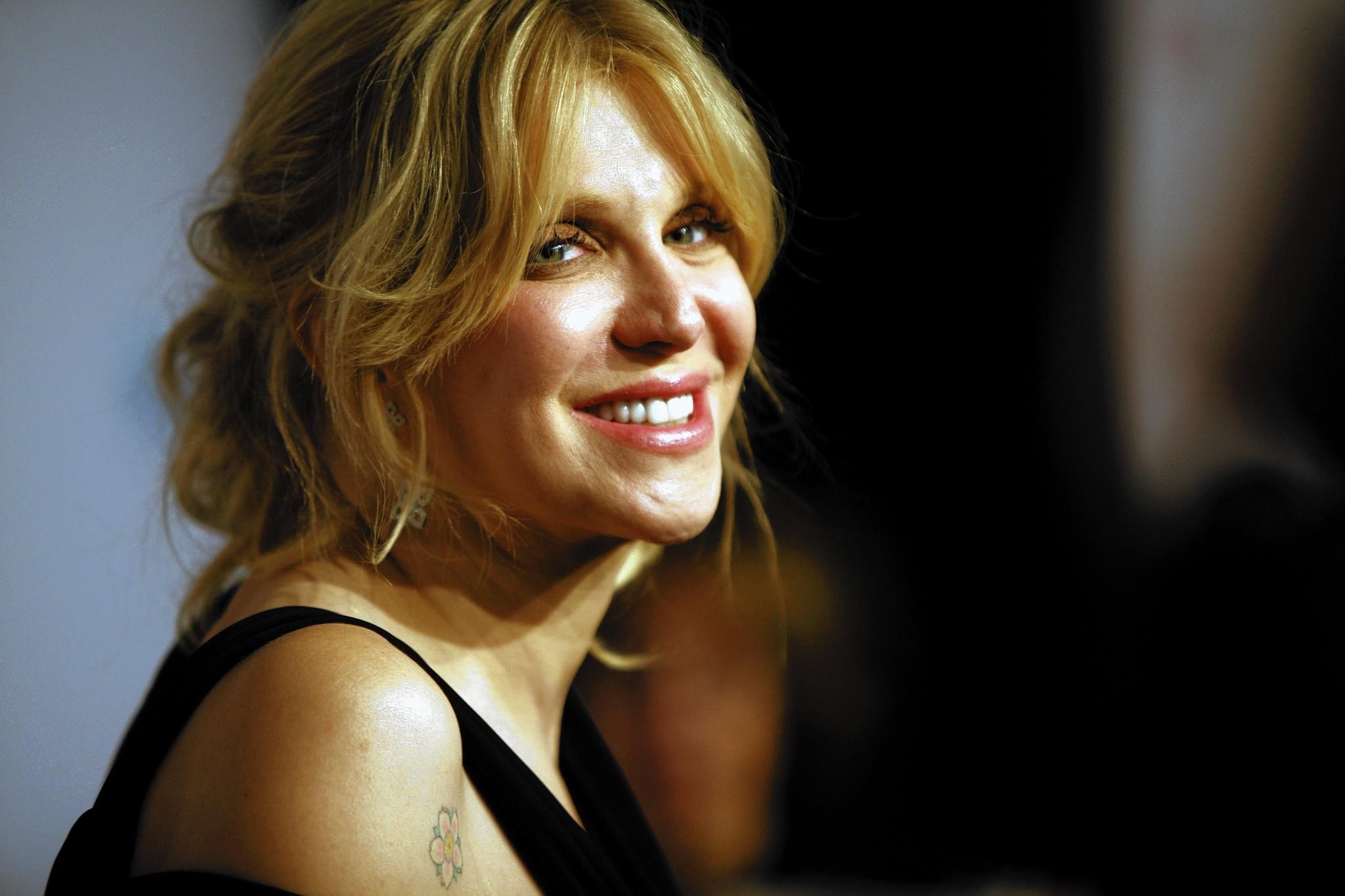 2050x1370 Courtney Love Wallpaper Image Photo Picture Background, Desktop