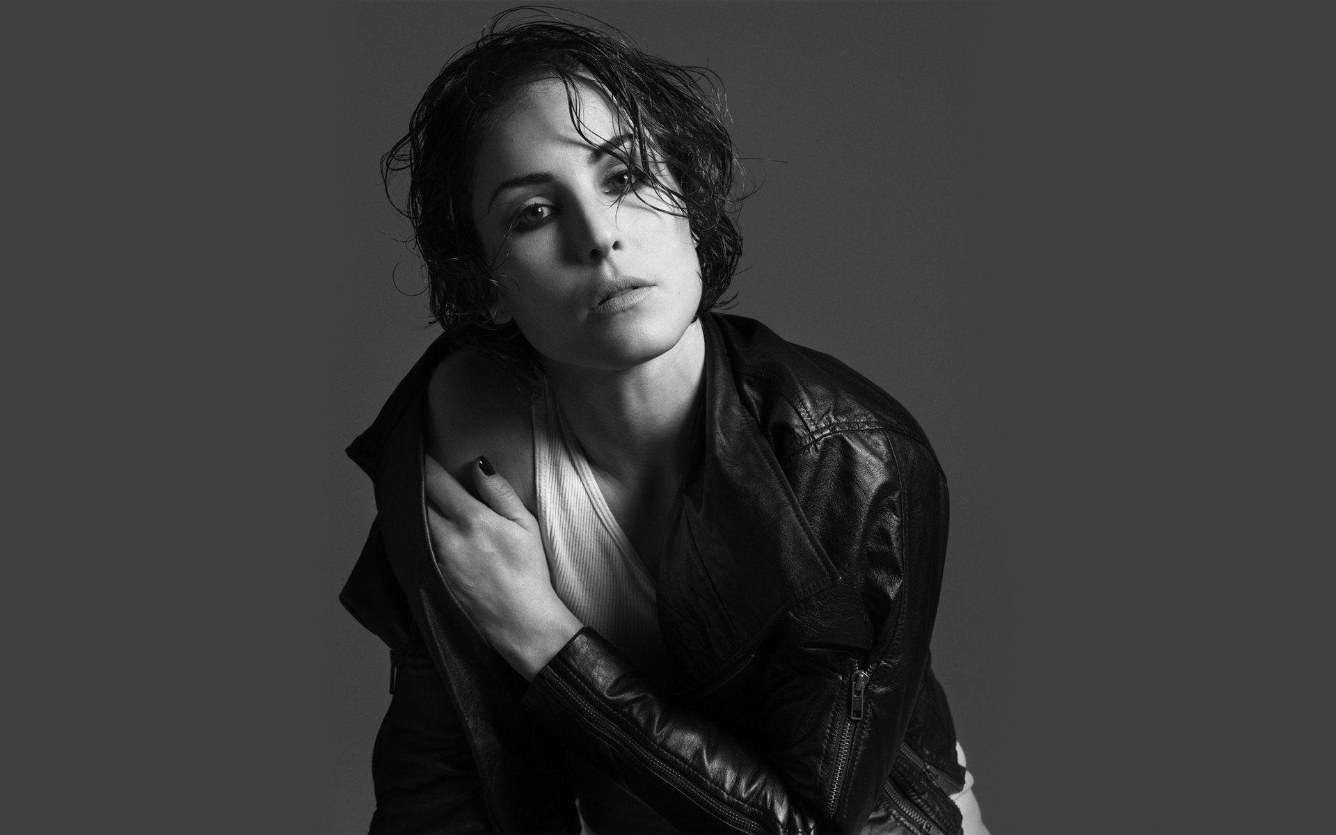 1920x1200 Noomi Rapace HD Wallpaper, Desktop