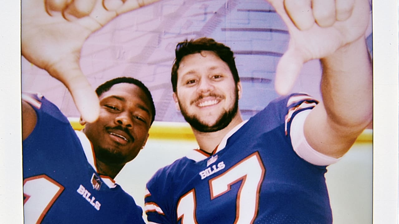 1280x720 Best photo from the Josh Allen and Stefon Diggs SI for Kids cover shoot, Desktop