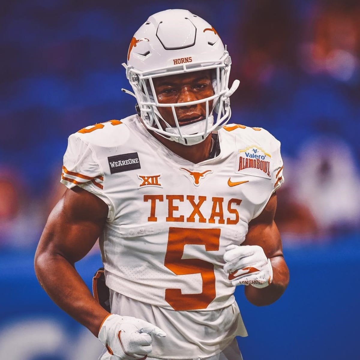 1200x1200 Watch: Texas Longhorns Star Bijan Robinson Agrees to Cameo for Oklahoma Fan Illustrated Texas Longhorns News, Analysis and More, Phone