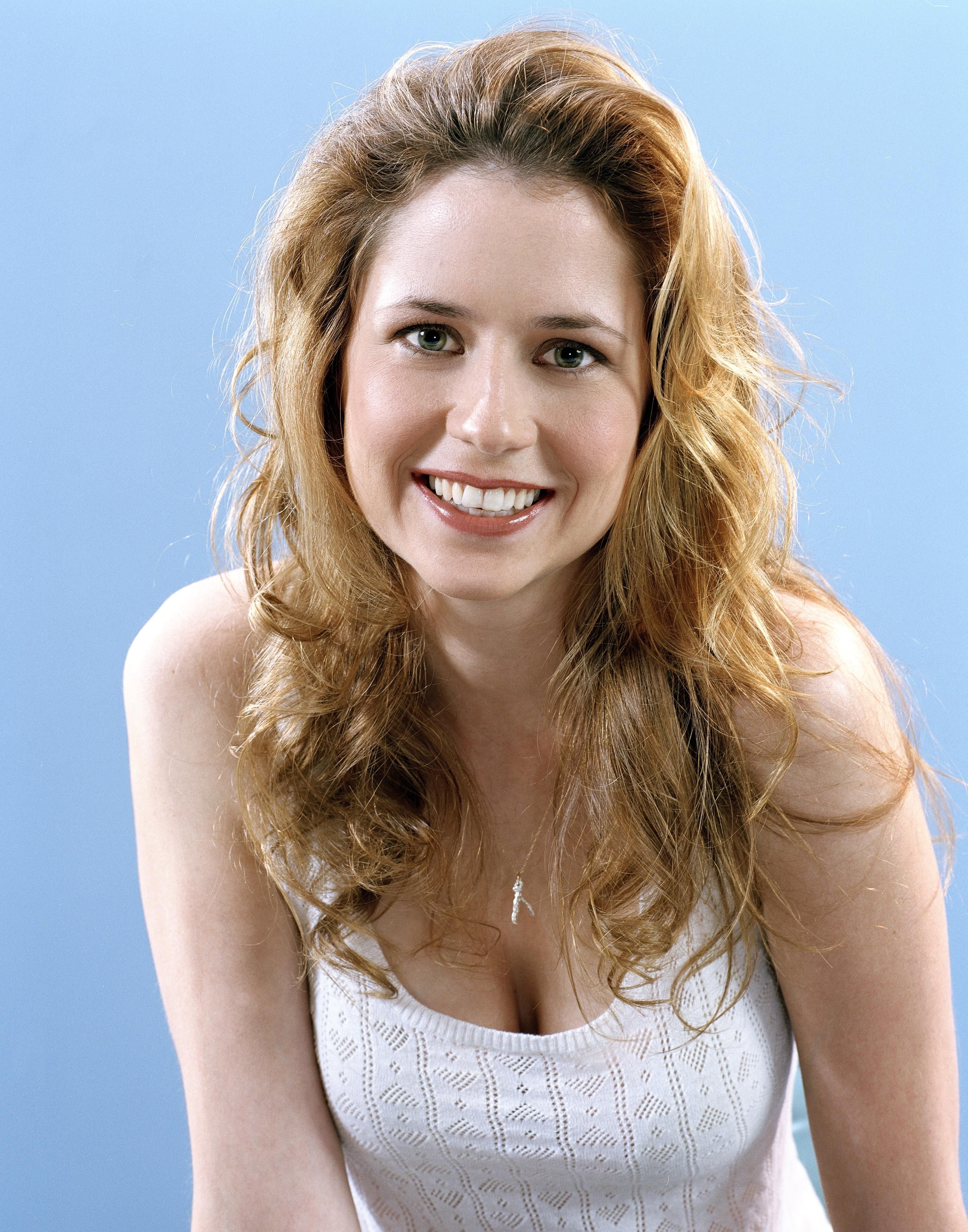 2890x3680 Download Wallpaper, Download women jenna fischer, Phone