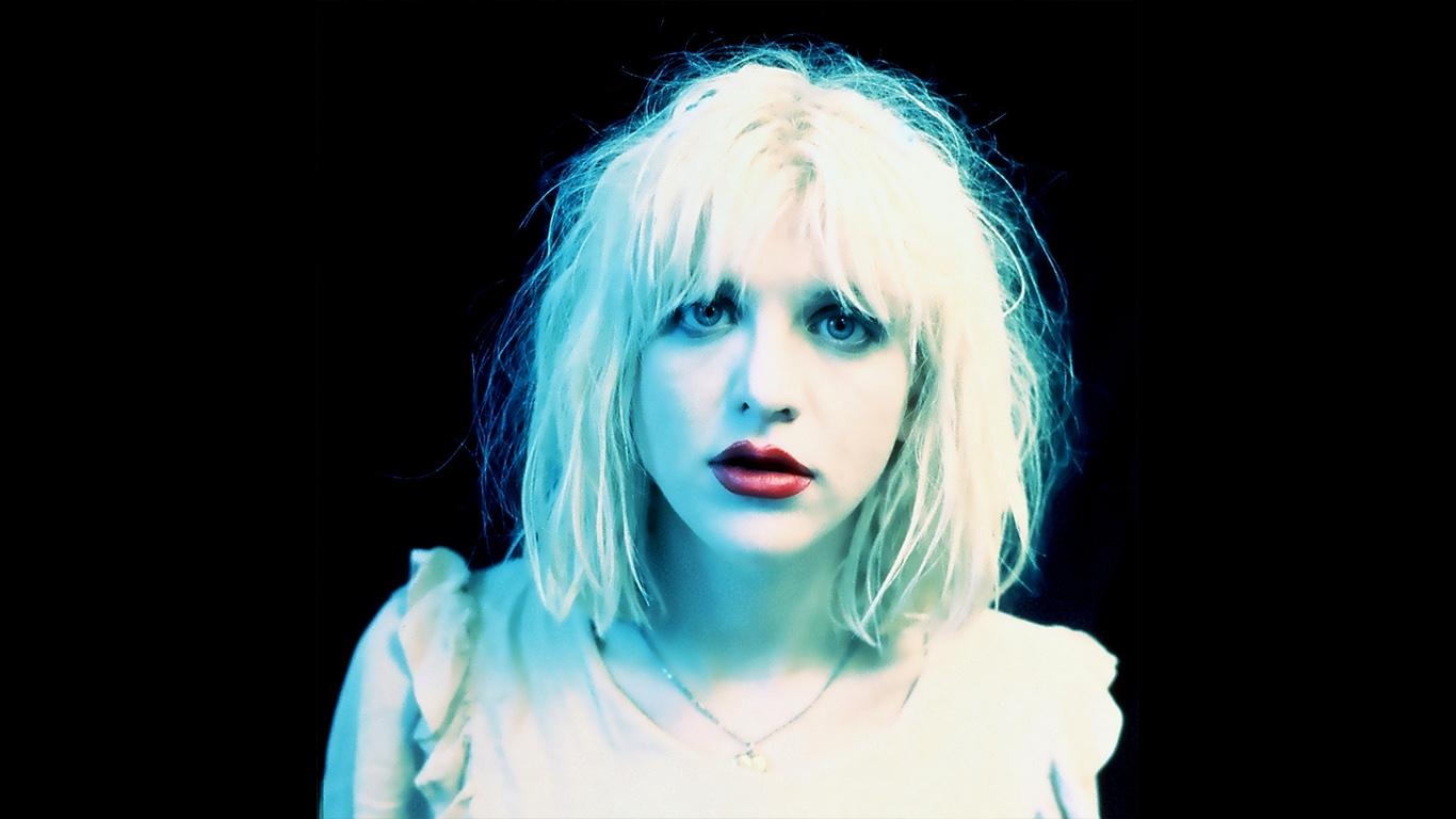 1370x770 Happy Birthday to Courtney Love, Born July 1964, Desktop