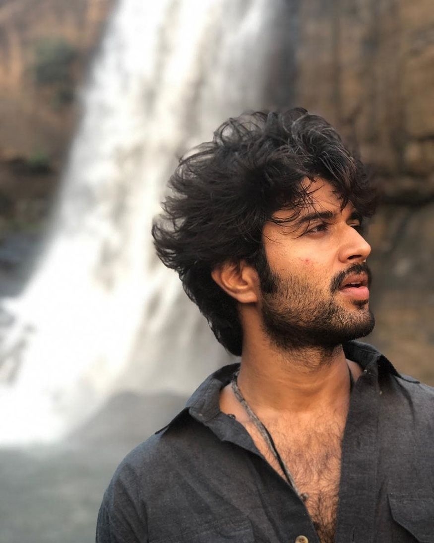 880x1100 Happy Birthday Vijay Deverakonda, 10 Hot Picture of the Arjun, Phone