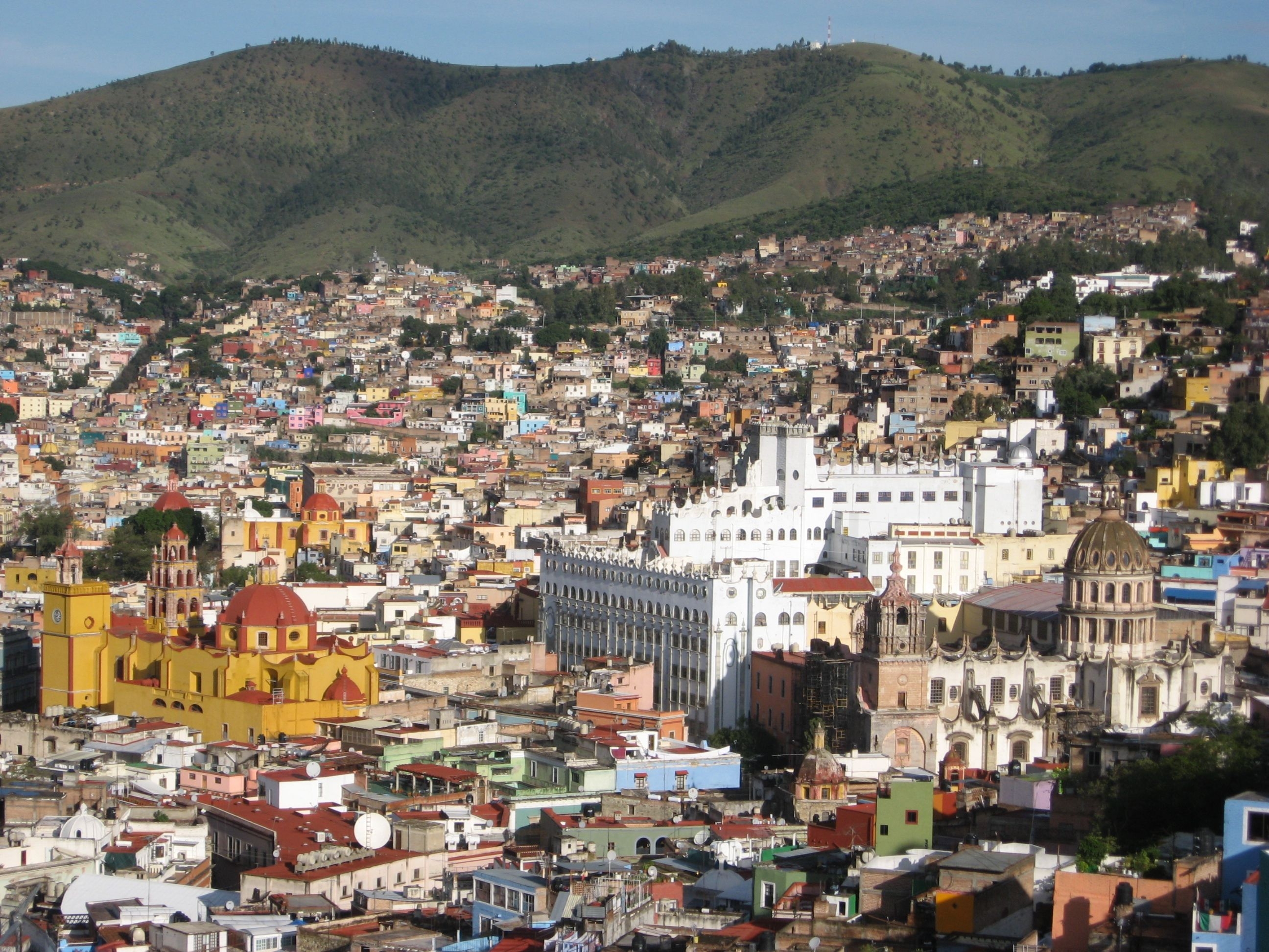 2600x1950 Best Image of Guanajuato, Desktop