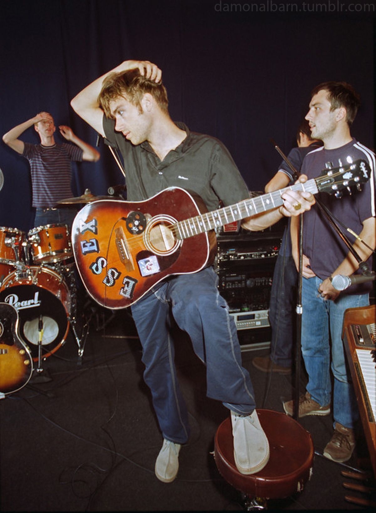 1200x1640 damonalbarn: “Rehearsal studio 1996 Postle ”. Blur band, Phone