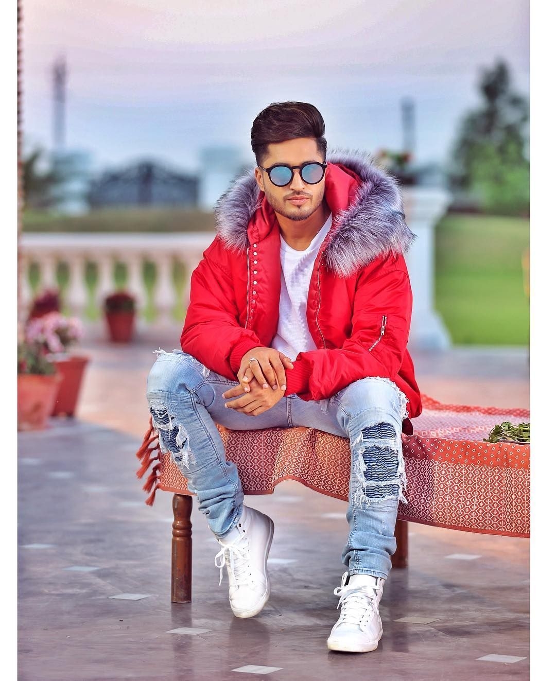 1080x1330 180.7k Likes, 955 Comments Gill on Instagram: “#JodiTeriMeri 10th April 20s jacket mens, Jassi gill hairstyle, Jackets men fashion, Phone