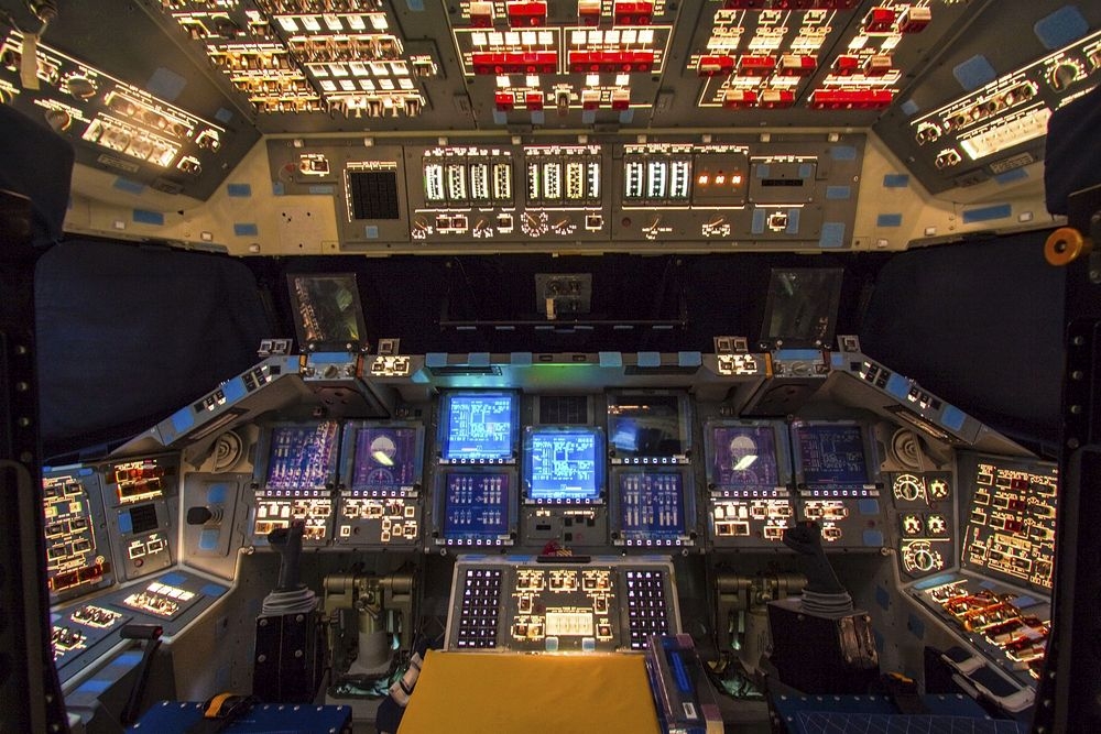 1000x670 Space Shuttle Cockpit Image Wallpaper, Desktop