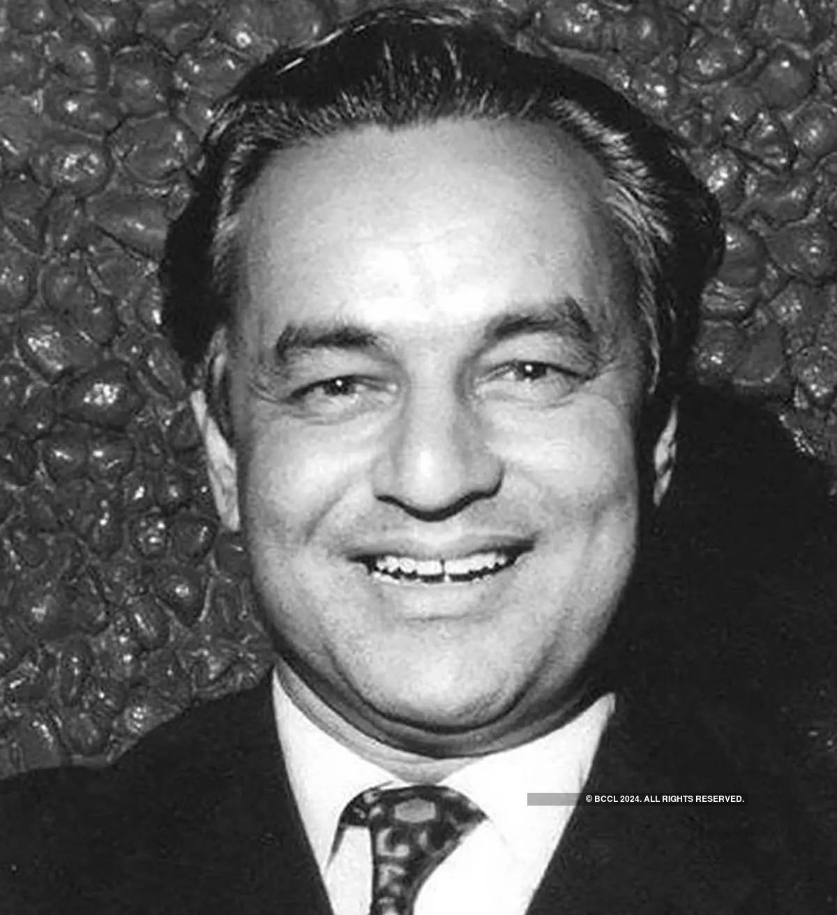 1200x1320 GoldenFrames: Mukesh, the most popular, Phone