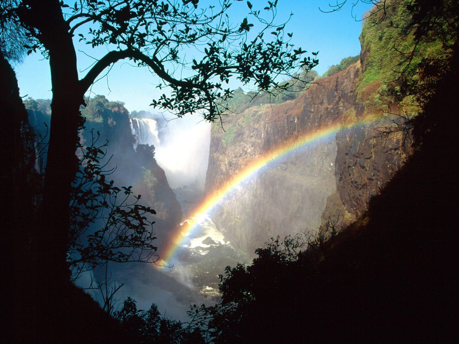 1600x1200 Victoria falls Zimbabwe free desktop background wallpaper image, Desktop