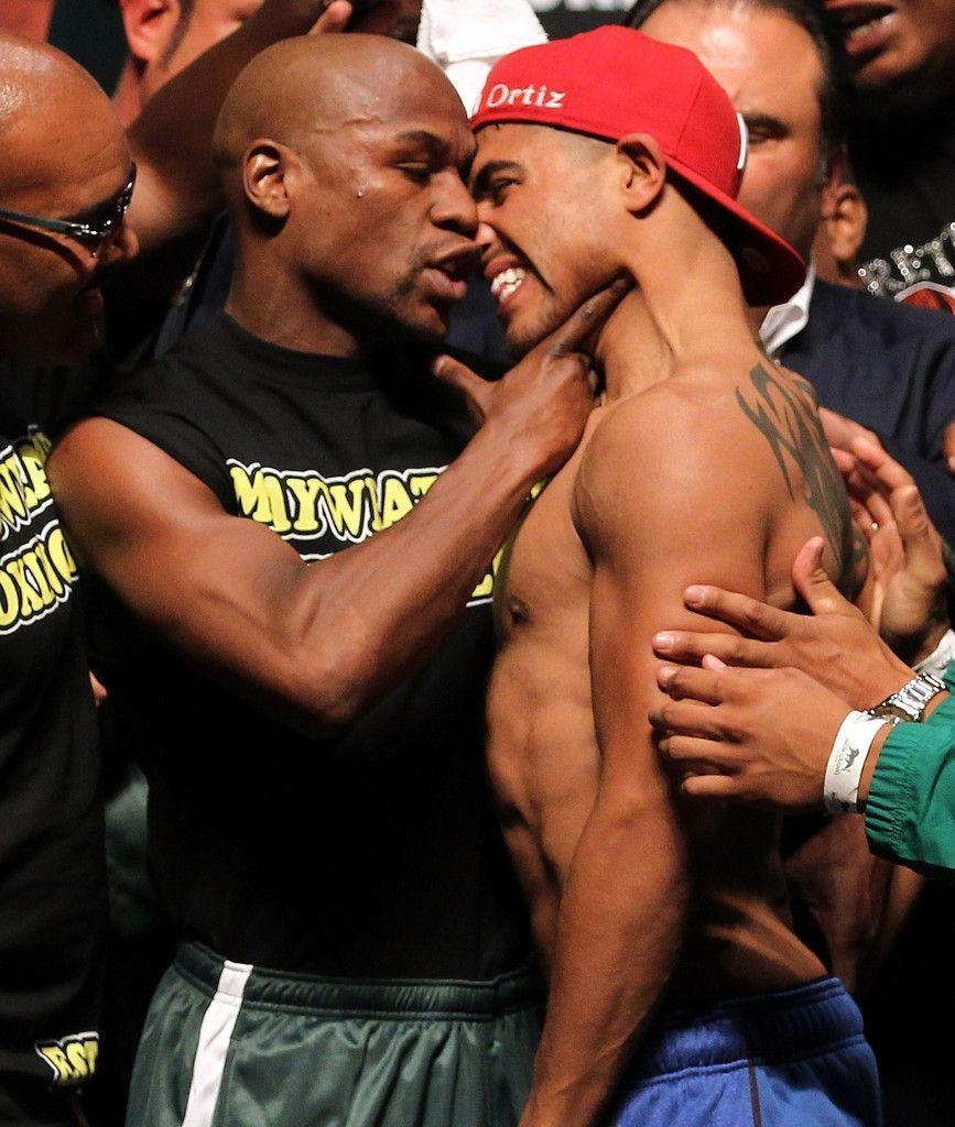 870x1030 Floyd Mayweather Fight, Phone